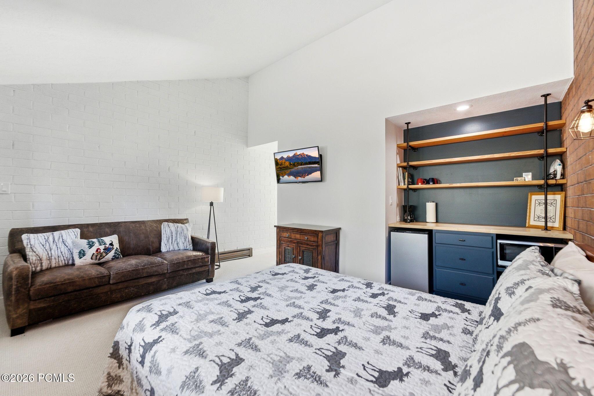 1822 Captain Molly Drive 285