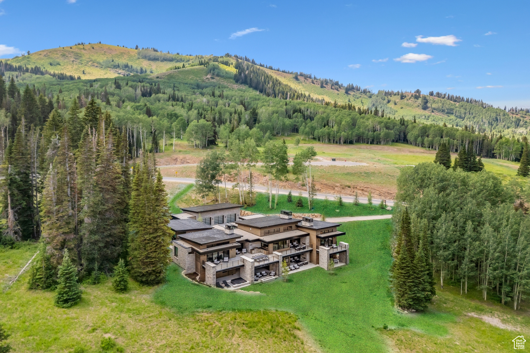 323 WHITE PINE CANYON RD