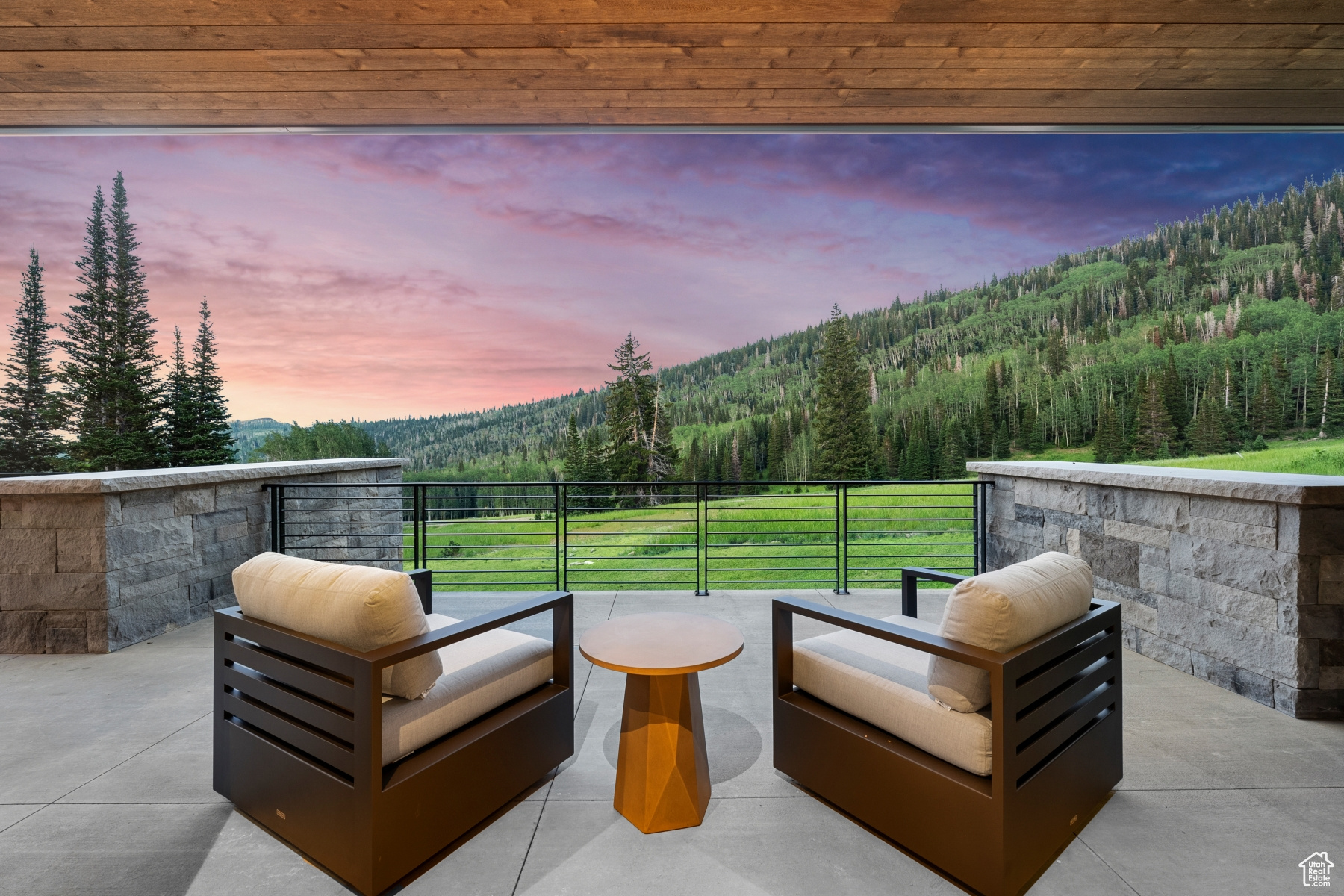 323 WHITE PINE CANYON RD