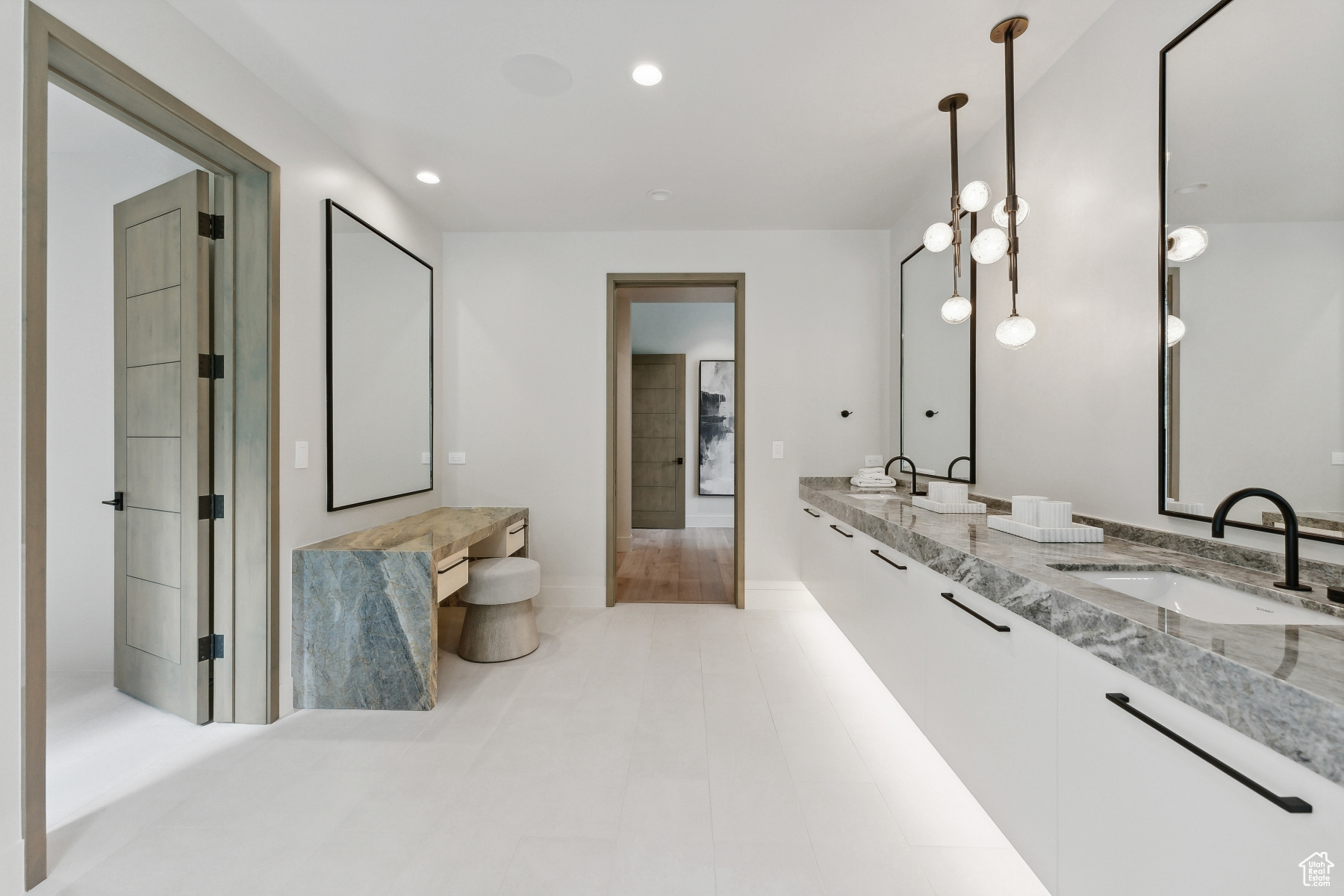 323 WHITE PINE CANYON RD