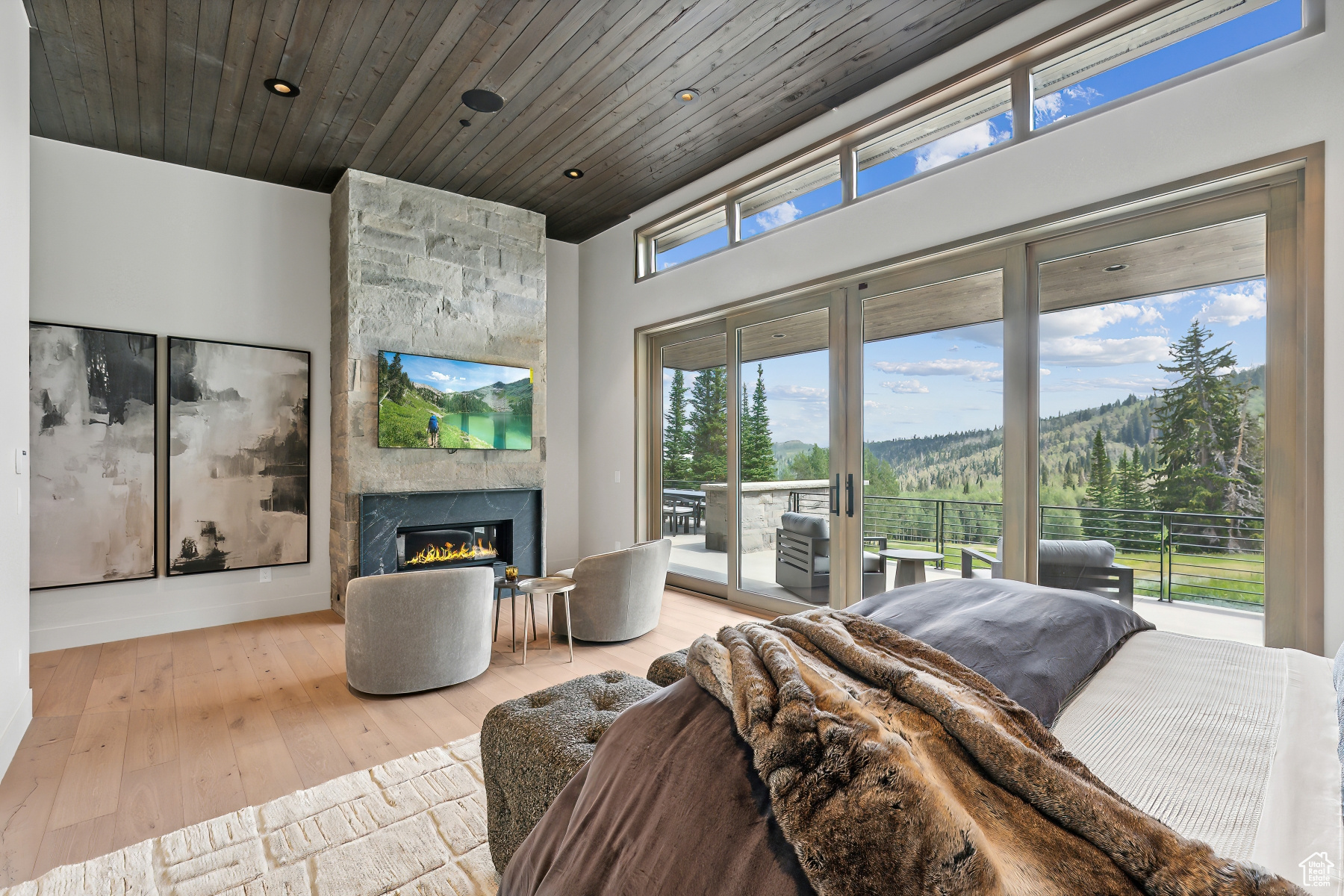 323 WHITE PINE CANYON RD