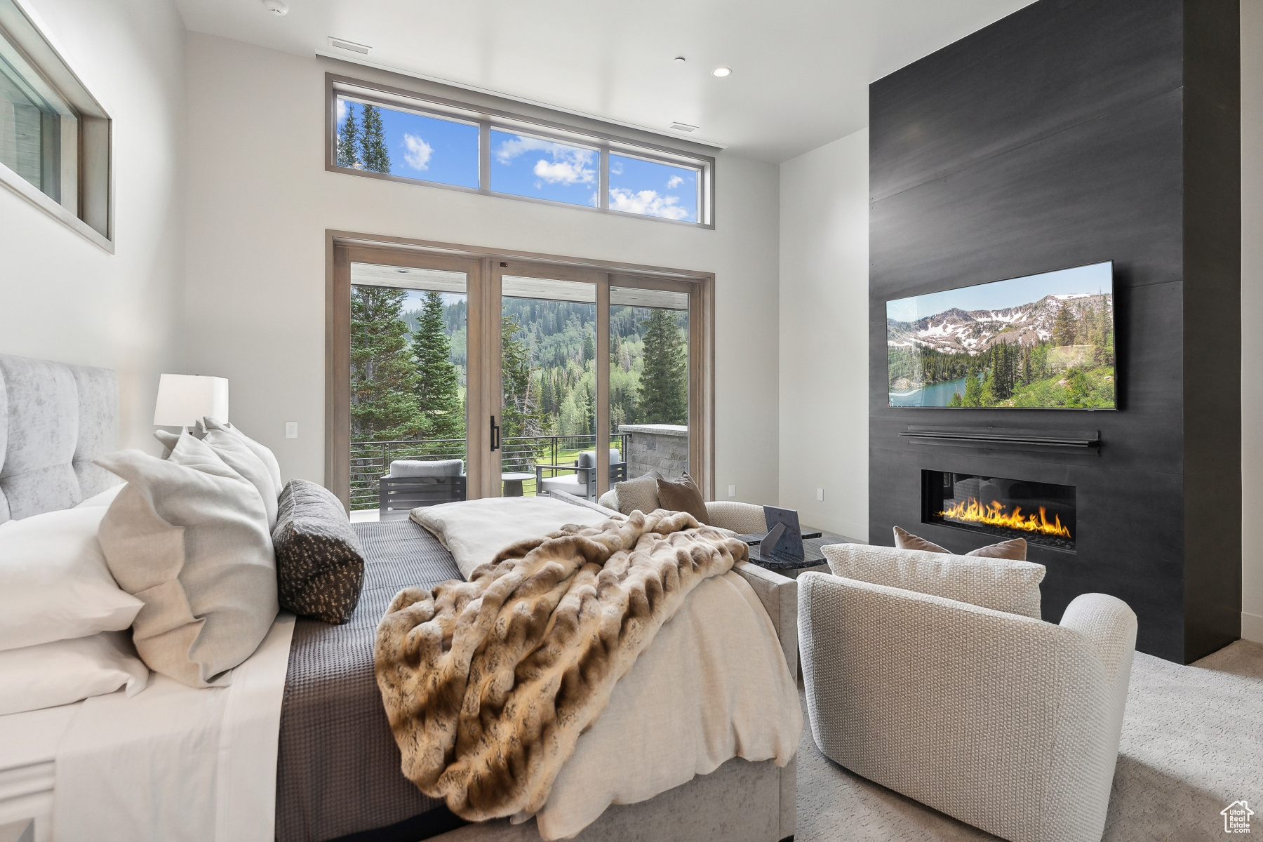 323 WHITE PINE CANYON RD
