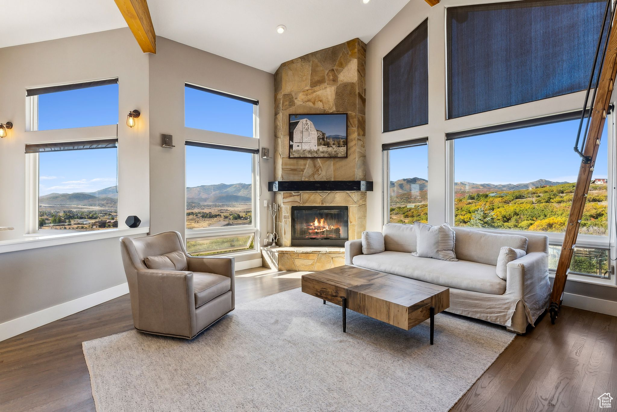 354 E ASPEN LN