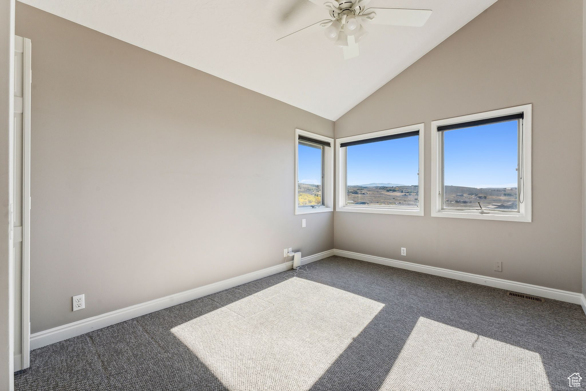 354 E ASPEN LN