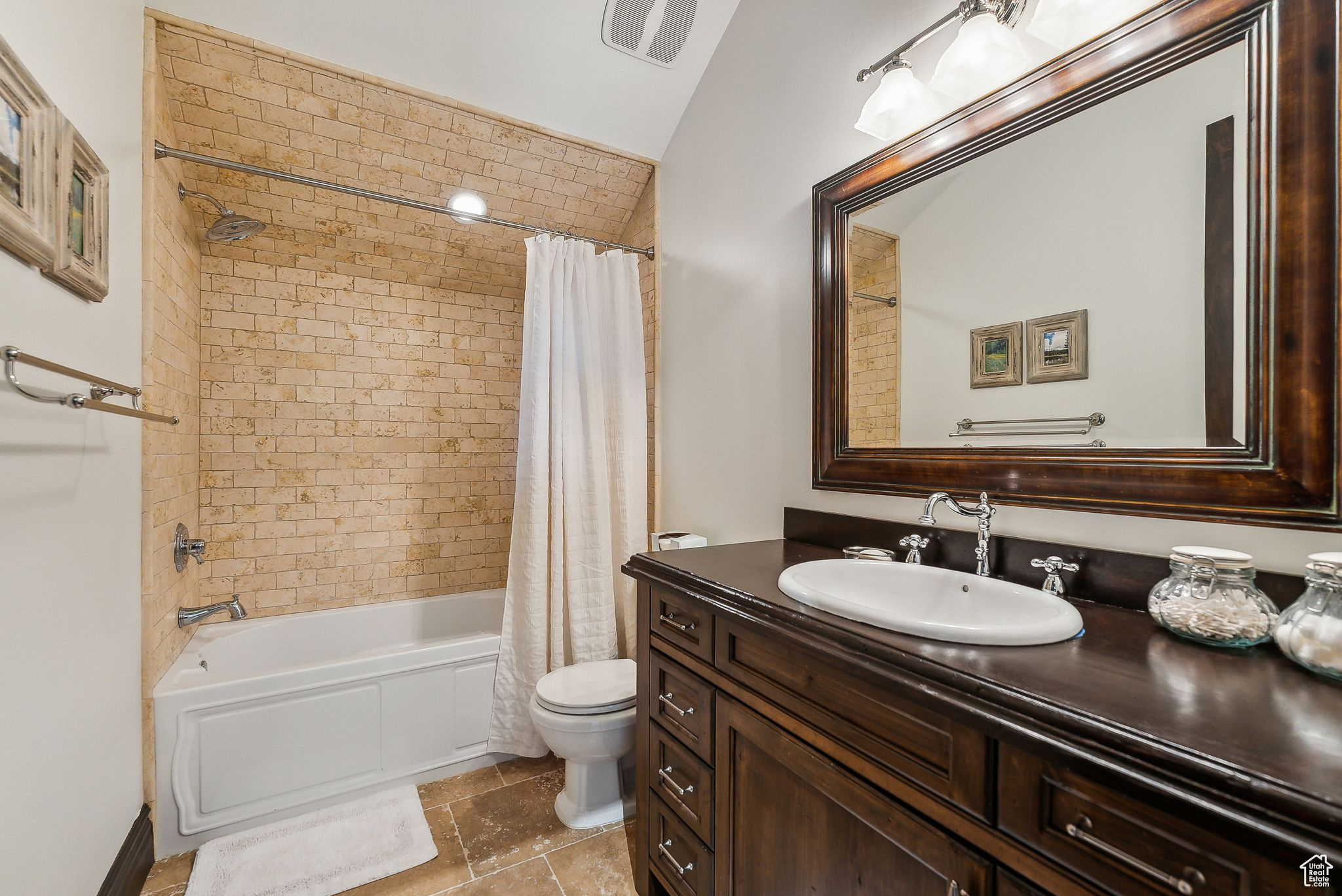 355 W 5200 N