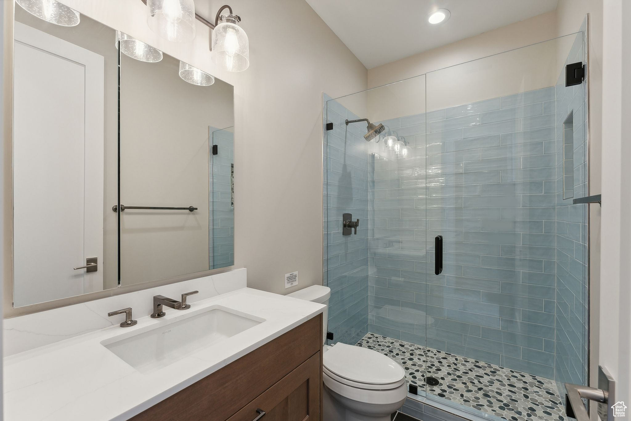1307 W SKYRIDGE DR