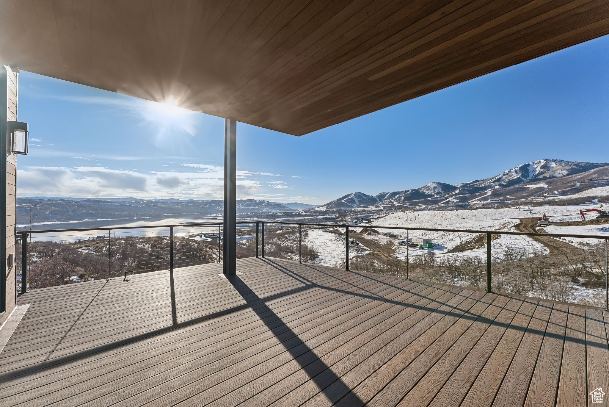 1307 W SKYRIDGE DR