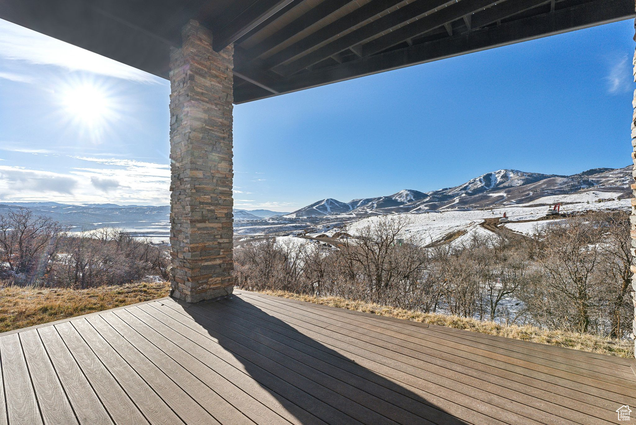 1307 W SKYRIDGE DR
