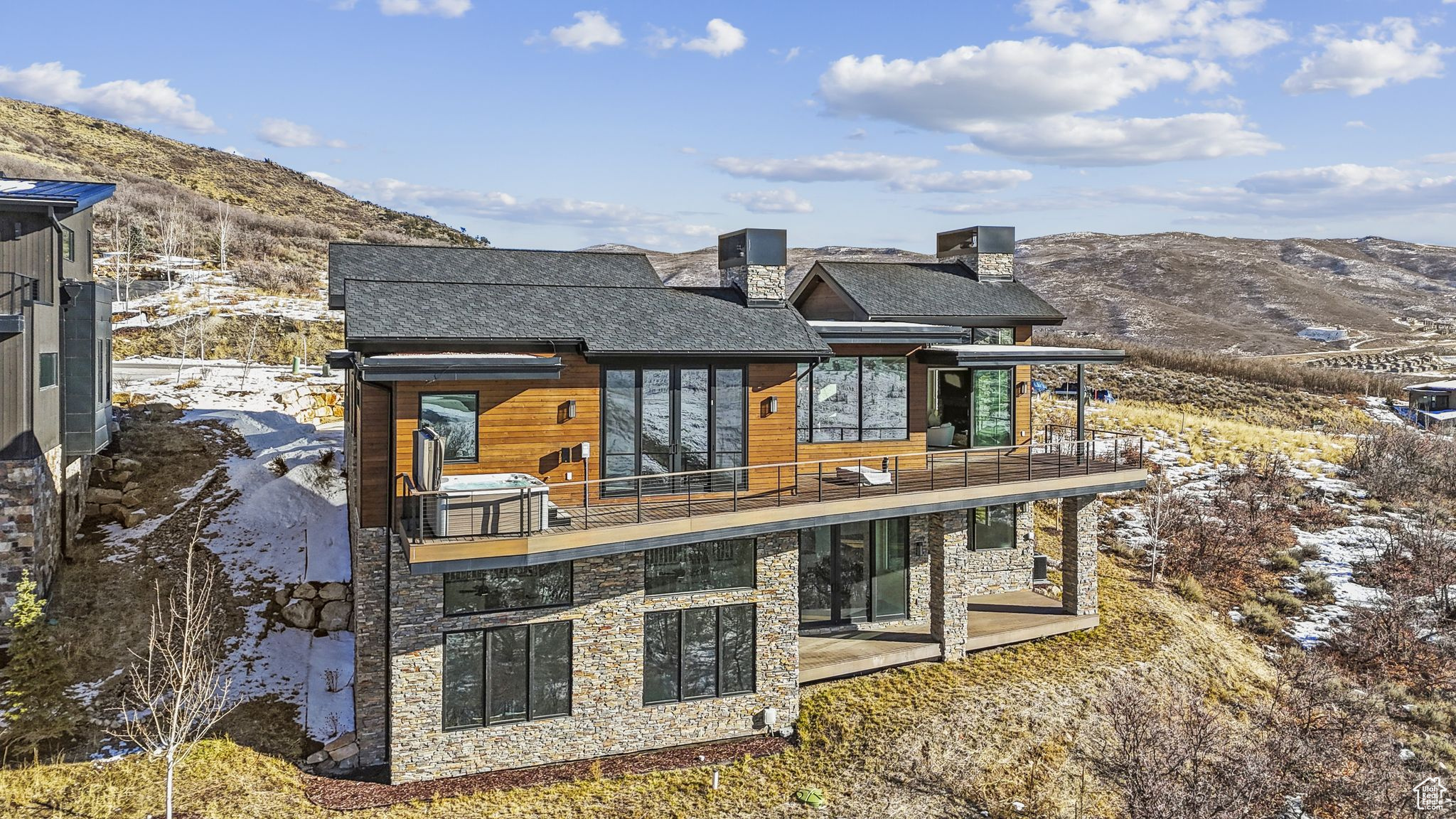 1307 W SKYRIDGE DR