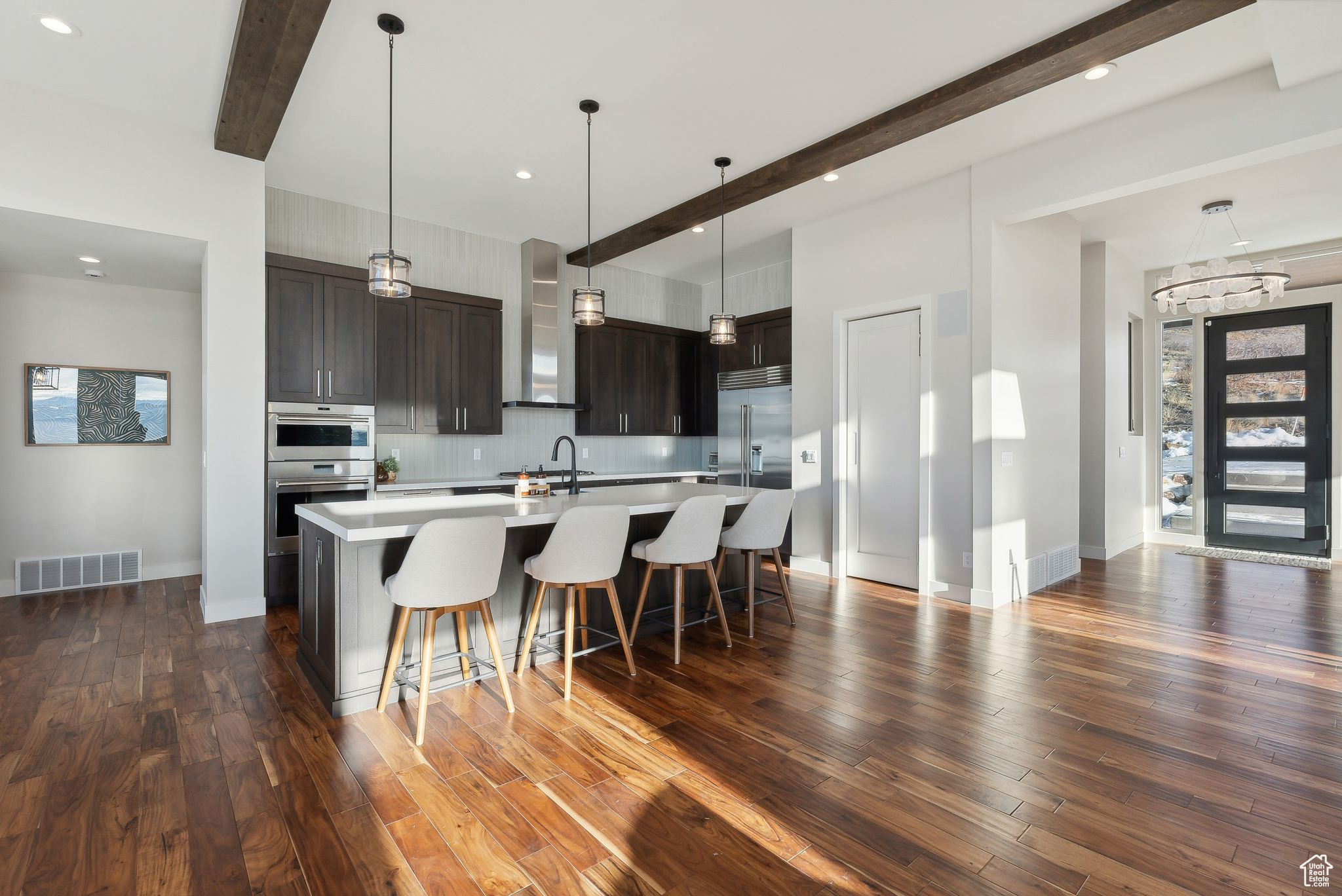 1307 W SKYRIDGE DR