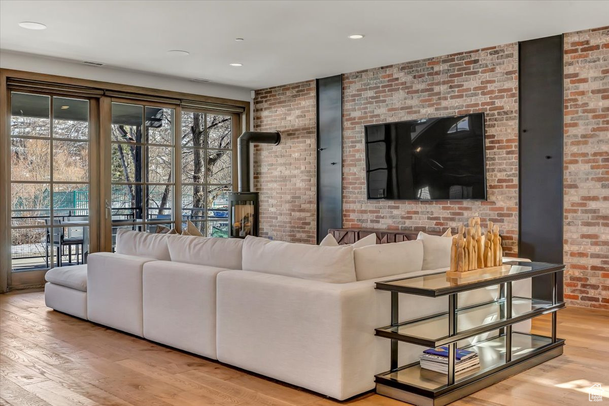 1280 PARK AVE #B