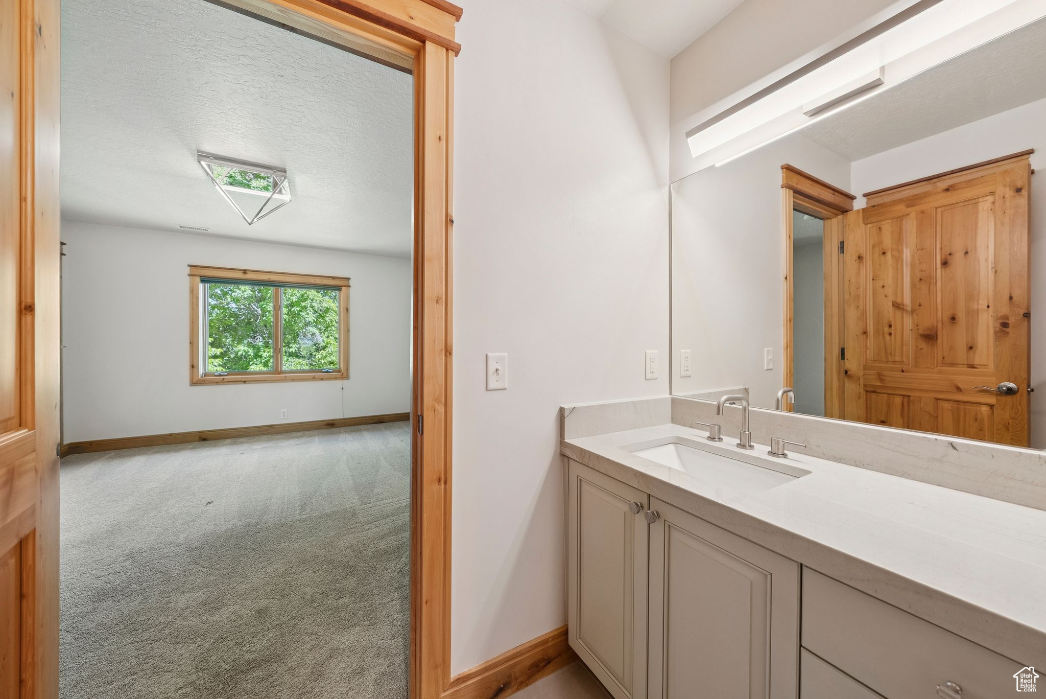 4555 PALOMINO DR