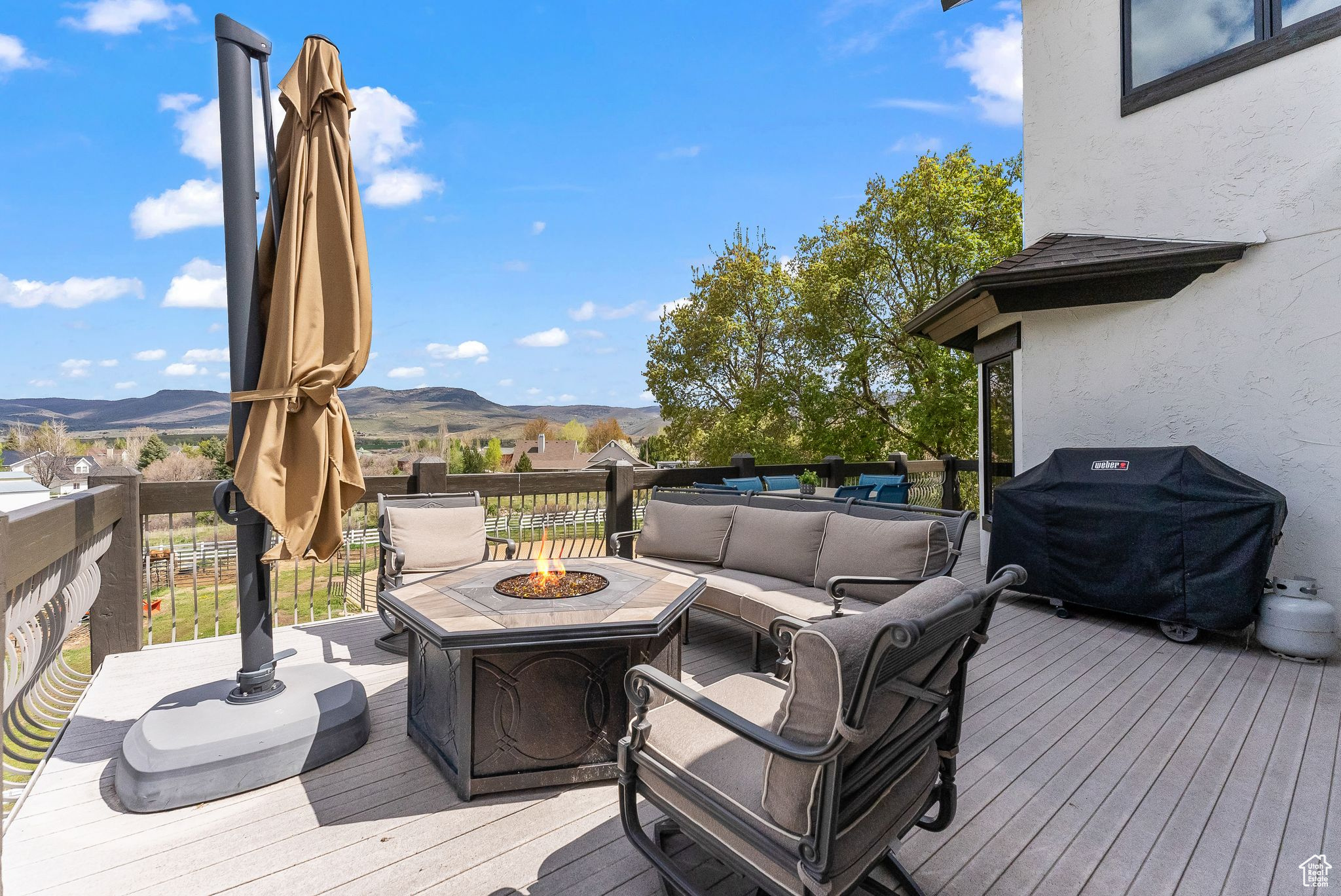 4555 PALOMINO DR
