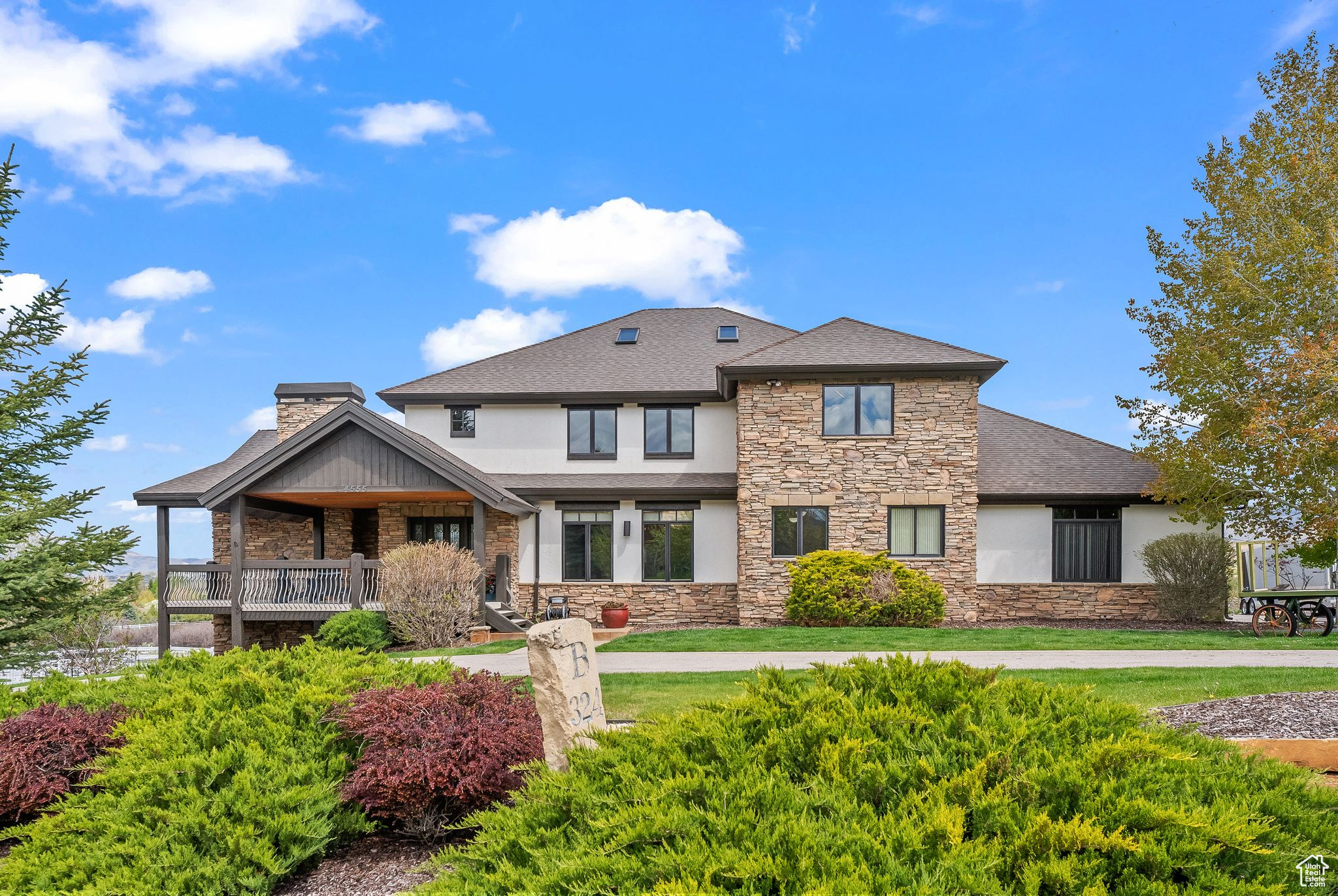 4555 PALOMINO DR