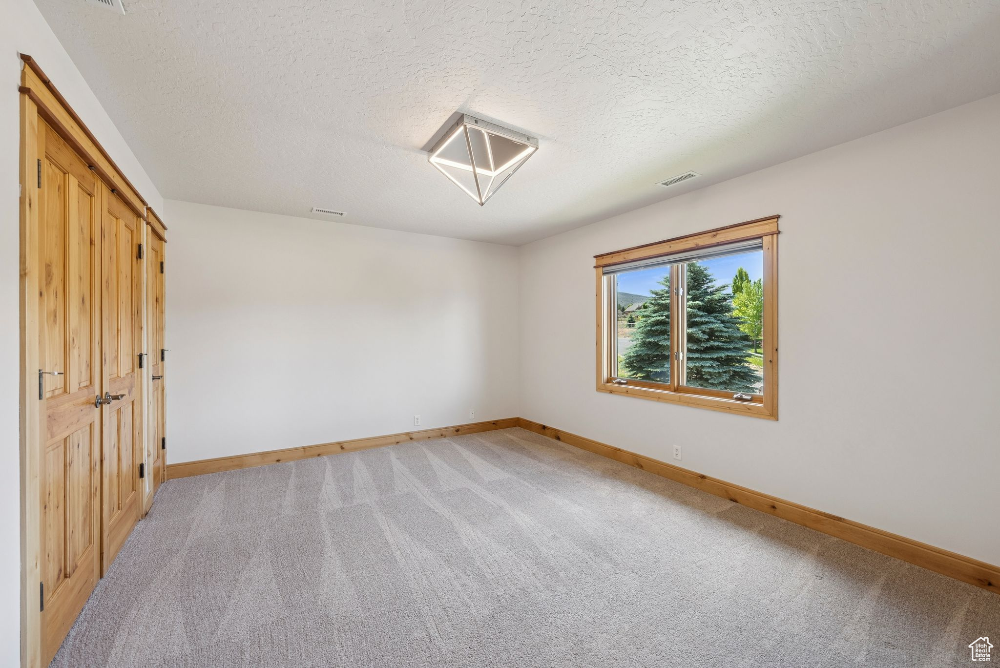 4555 PALOMINO DR