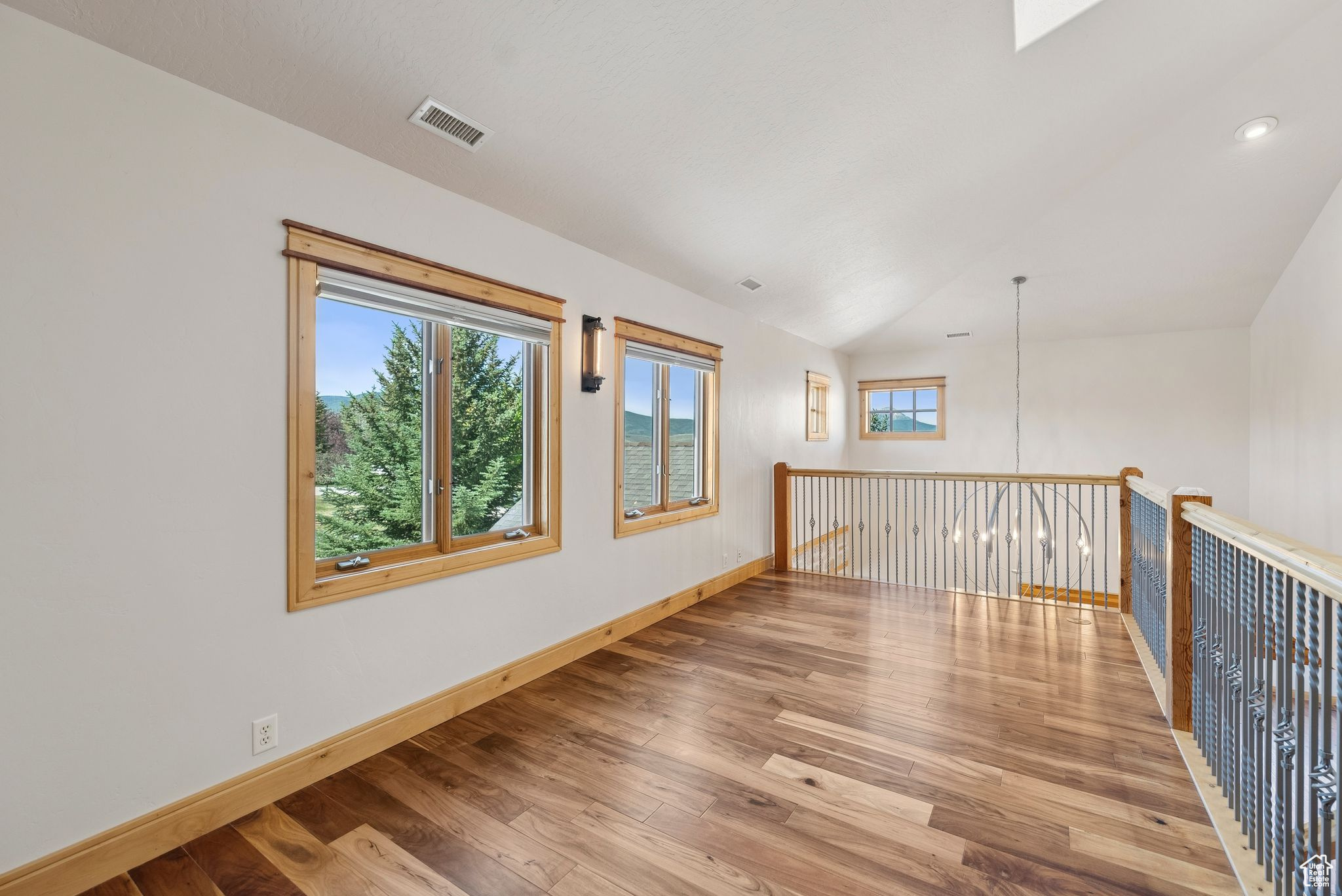 4555 PALOMINO DR