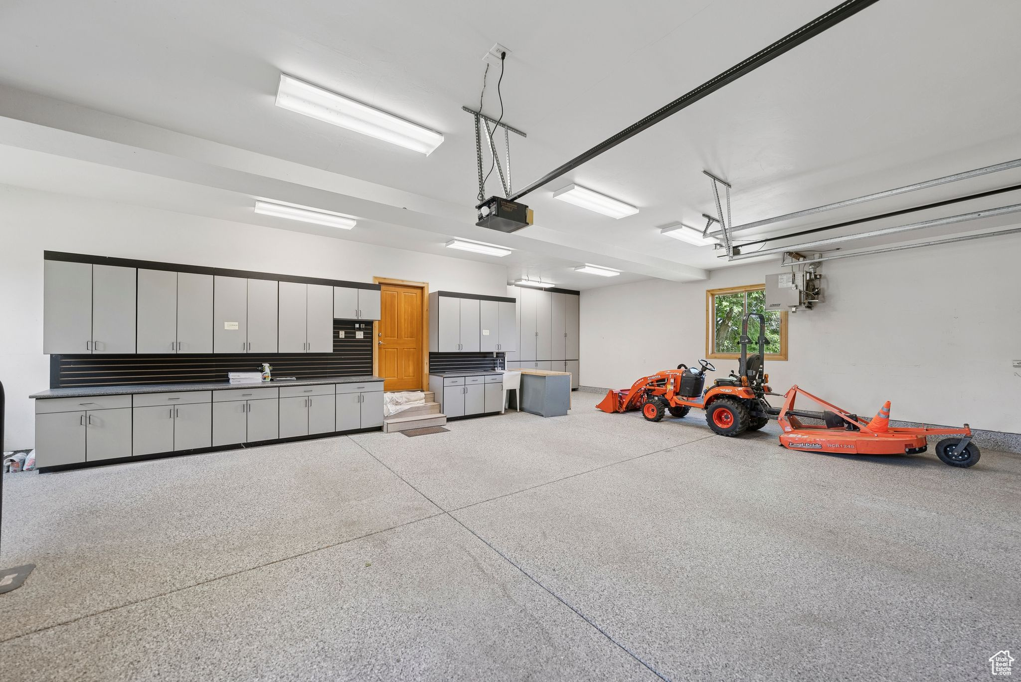 4555 PALOMINO DR