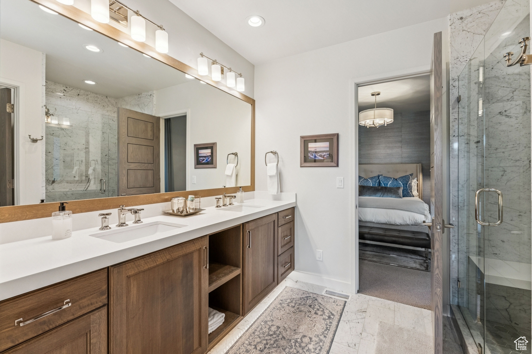 6458 GOLDEN BEAR LOOP