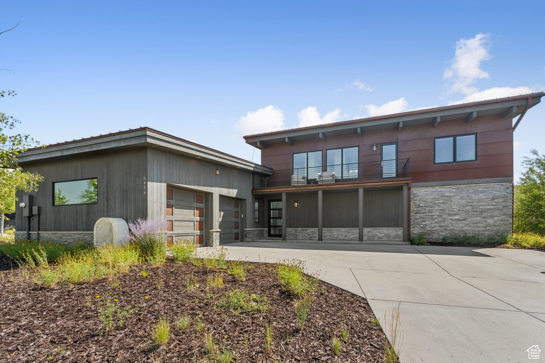 6458 GOLDEN BEAR LOOP