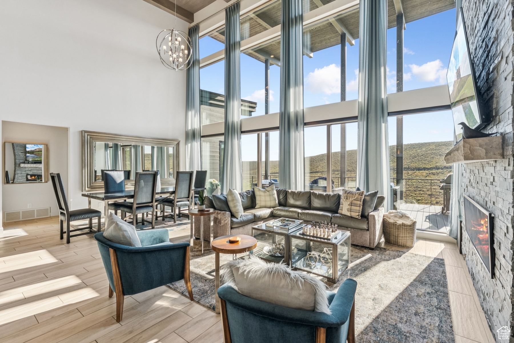 6458 GOLDEN BEAR LOOP