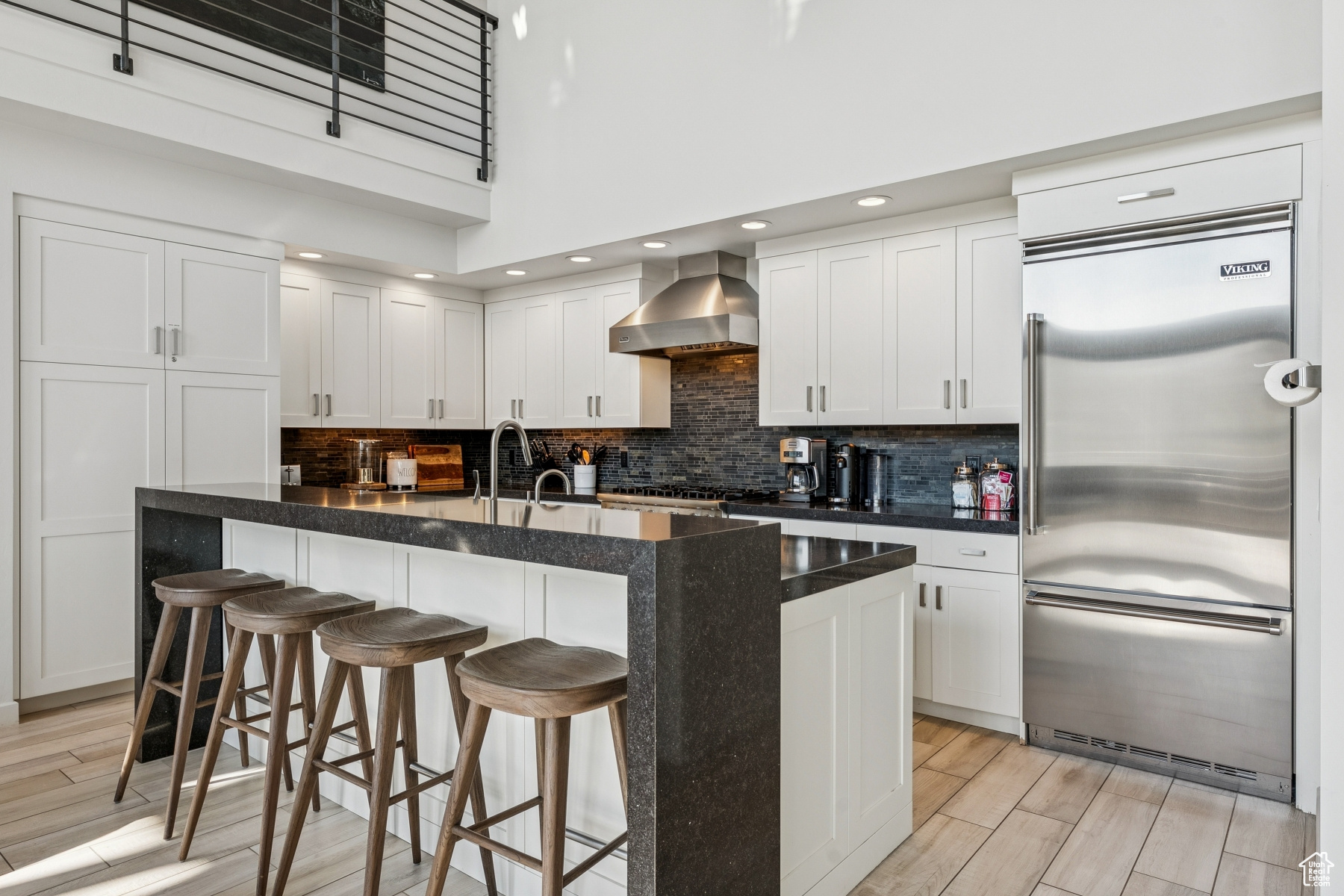 6458 GOLDEN BEAR LOOP
