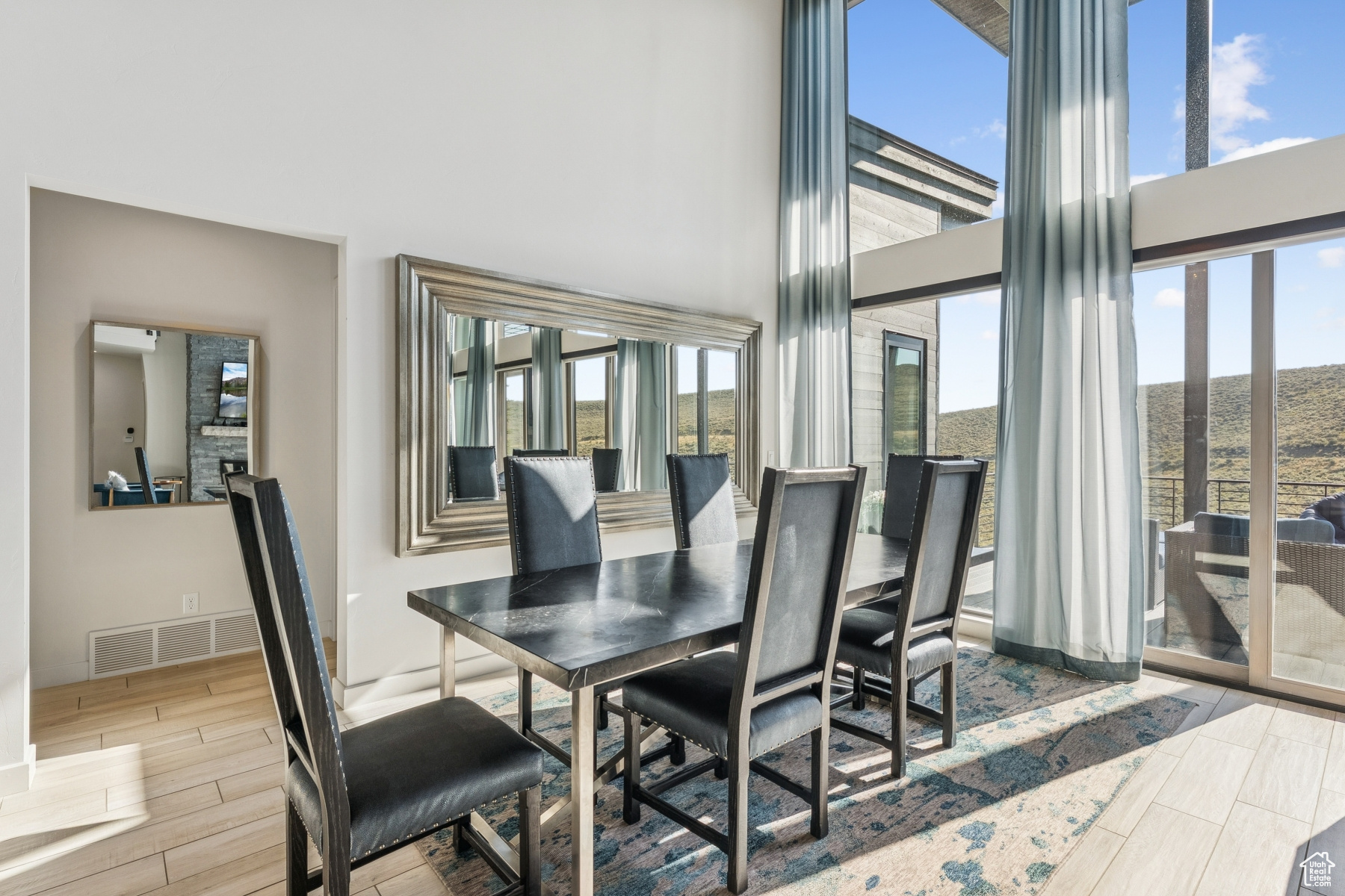 6458 GOLDEN BEAR LOOP