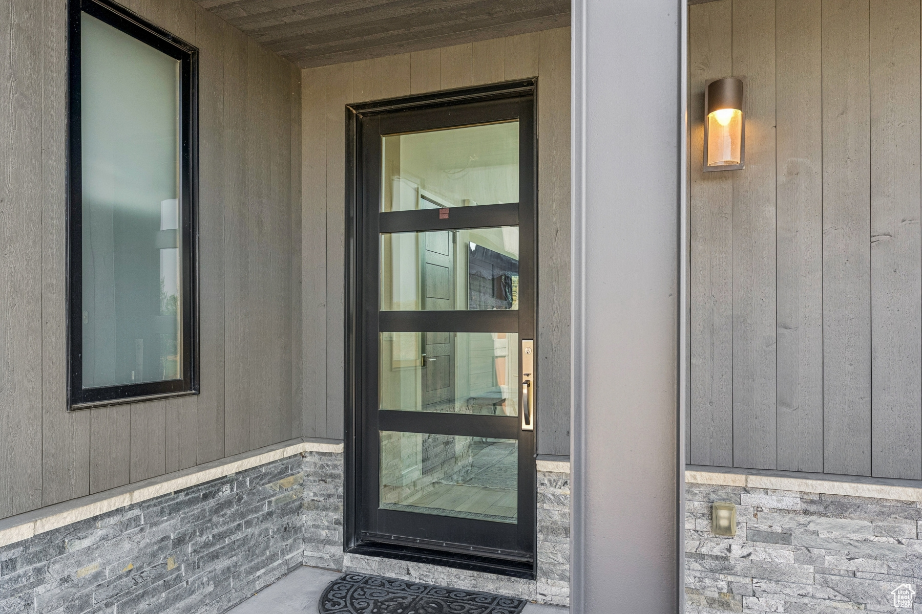 6458 GOLDEN BEAR LOOP