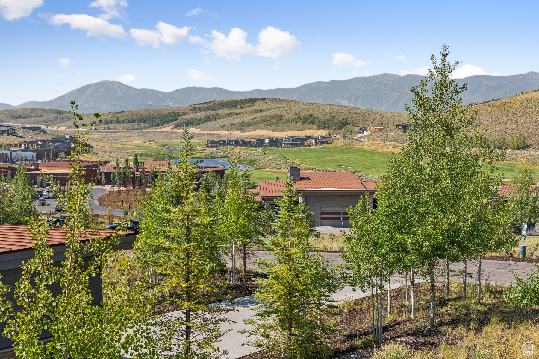 6458 GOLDEN BEAR LOOP
