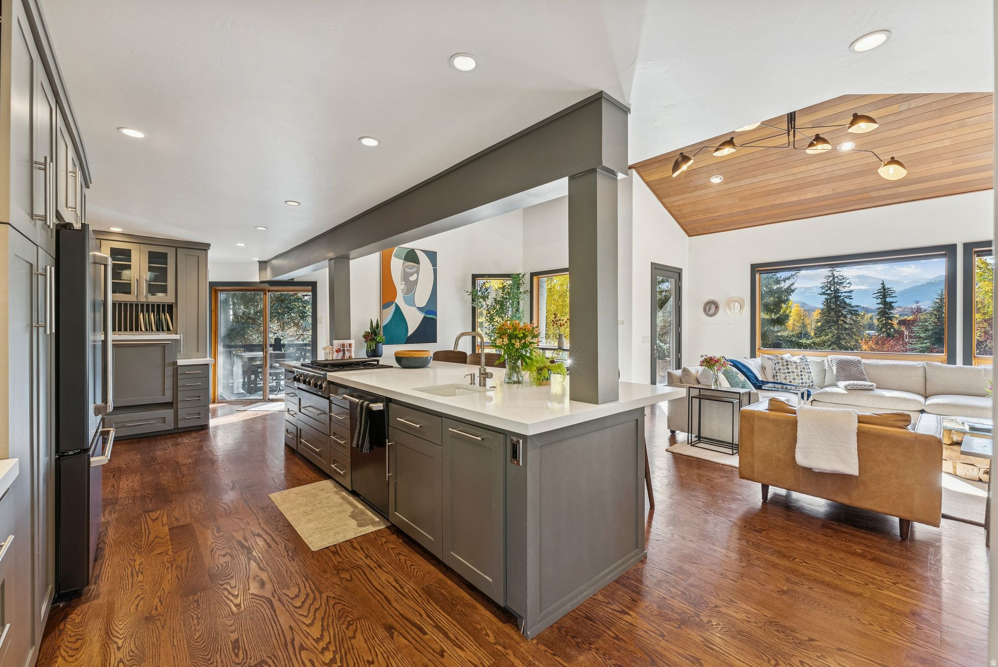 3065 OAK RIM LN