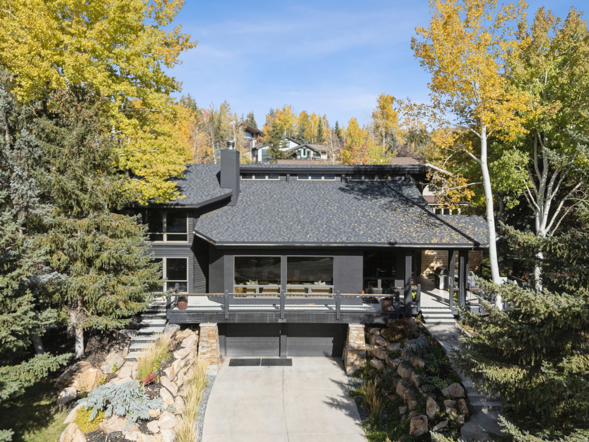 3065 OAK RIM LN