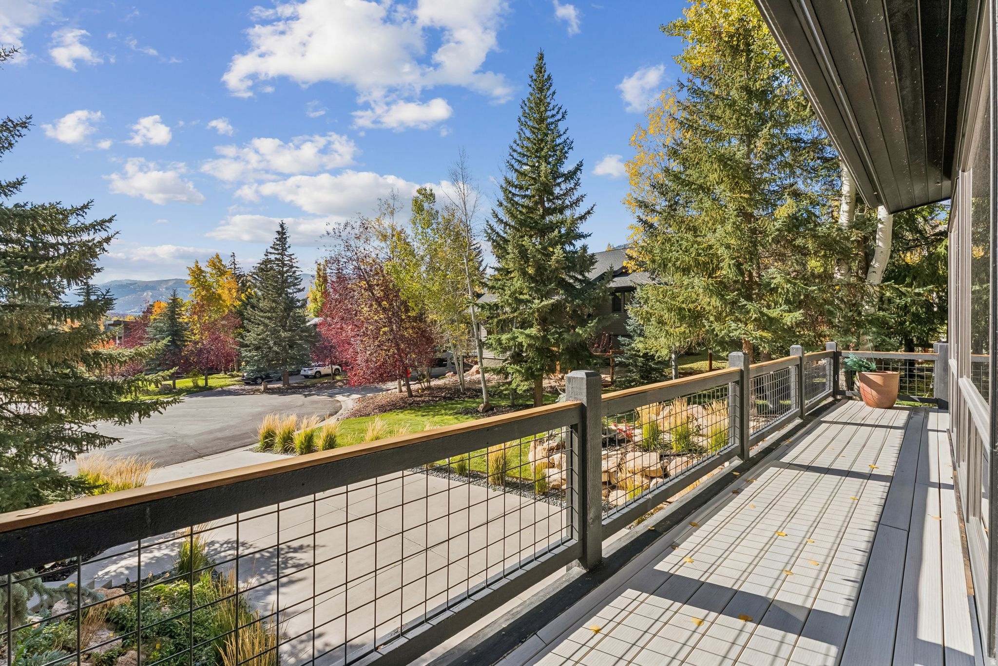 3065 OAK RIM LN