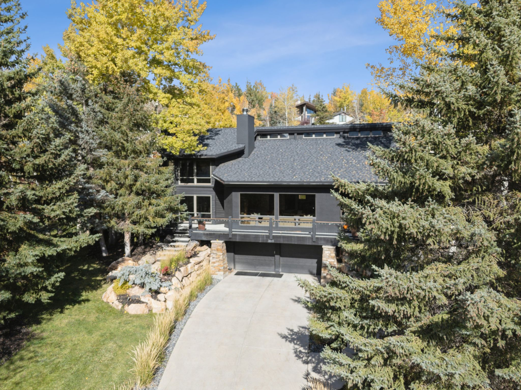 3065 OAK RIM LN