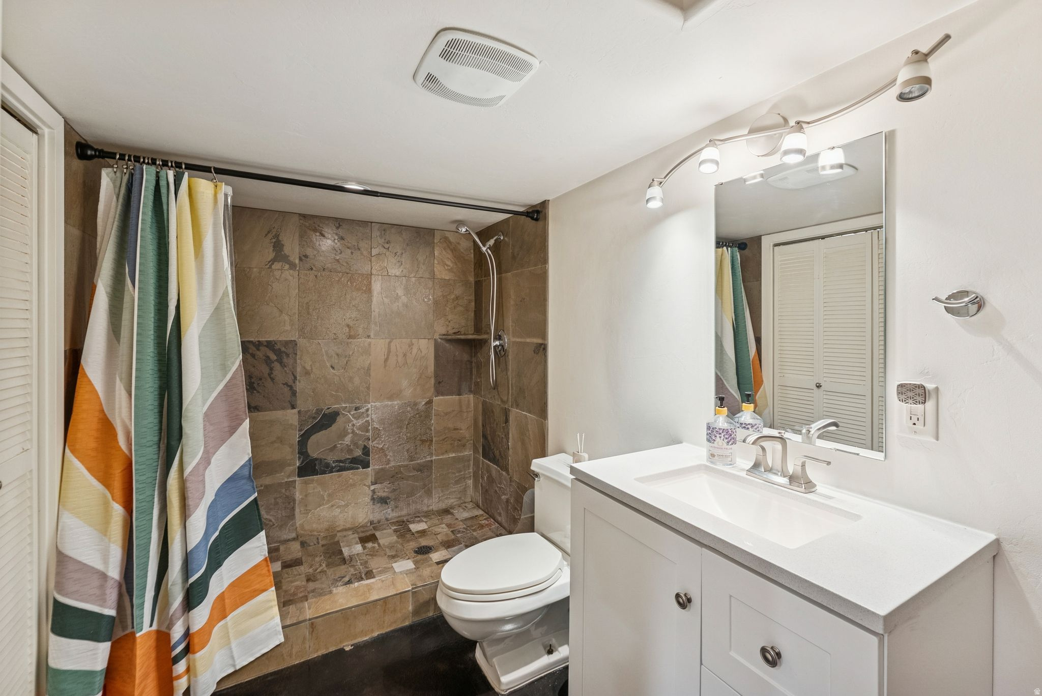 3065 OAK RIM LN