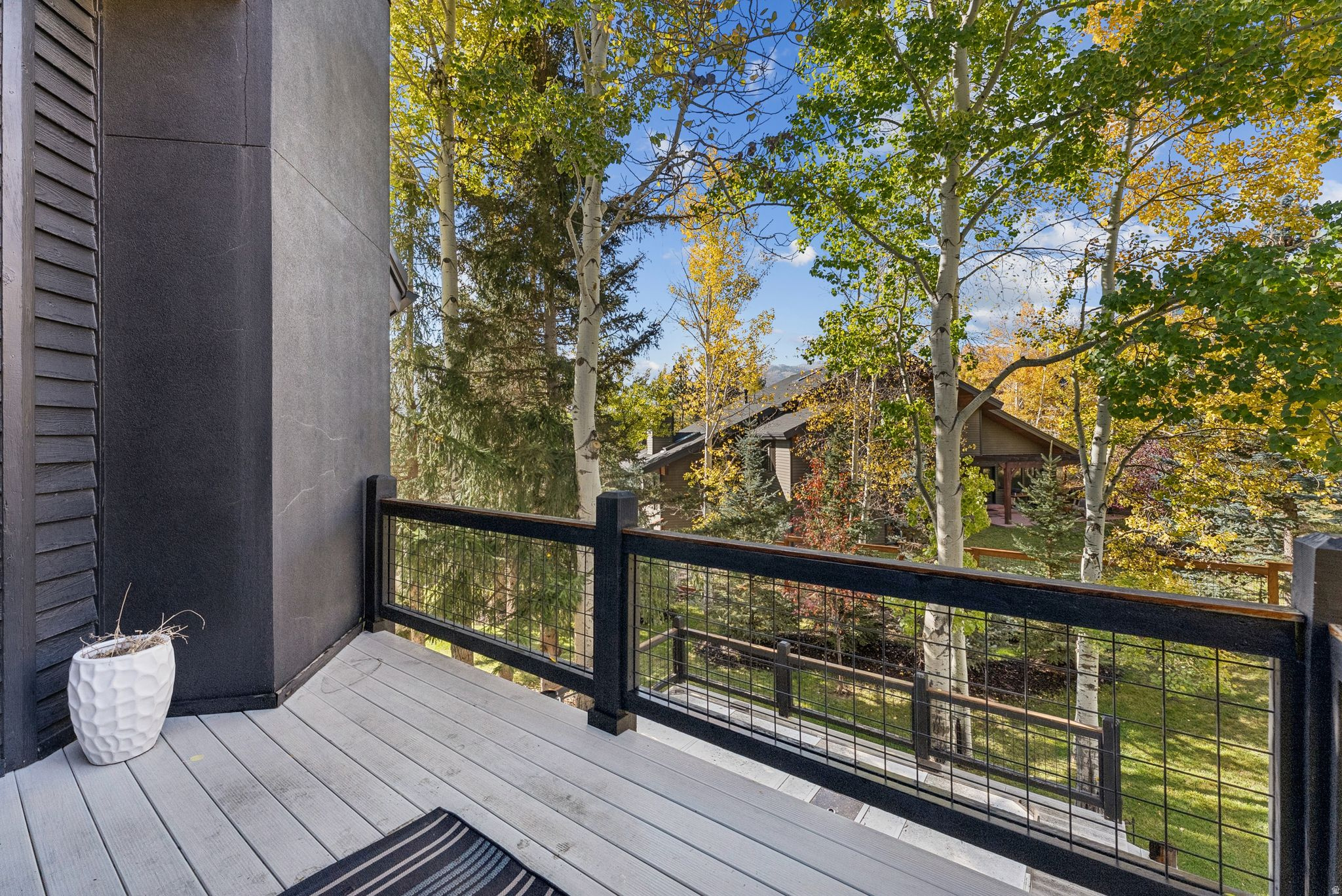 3065 OAK RIM LN
