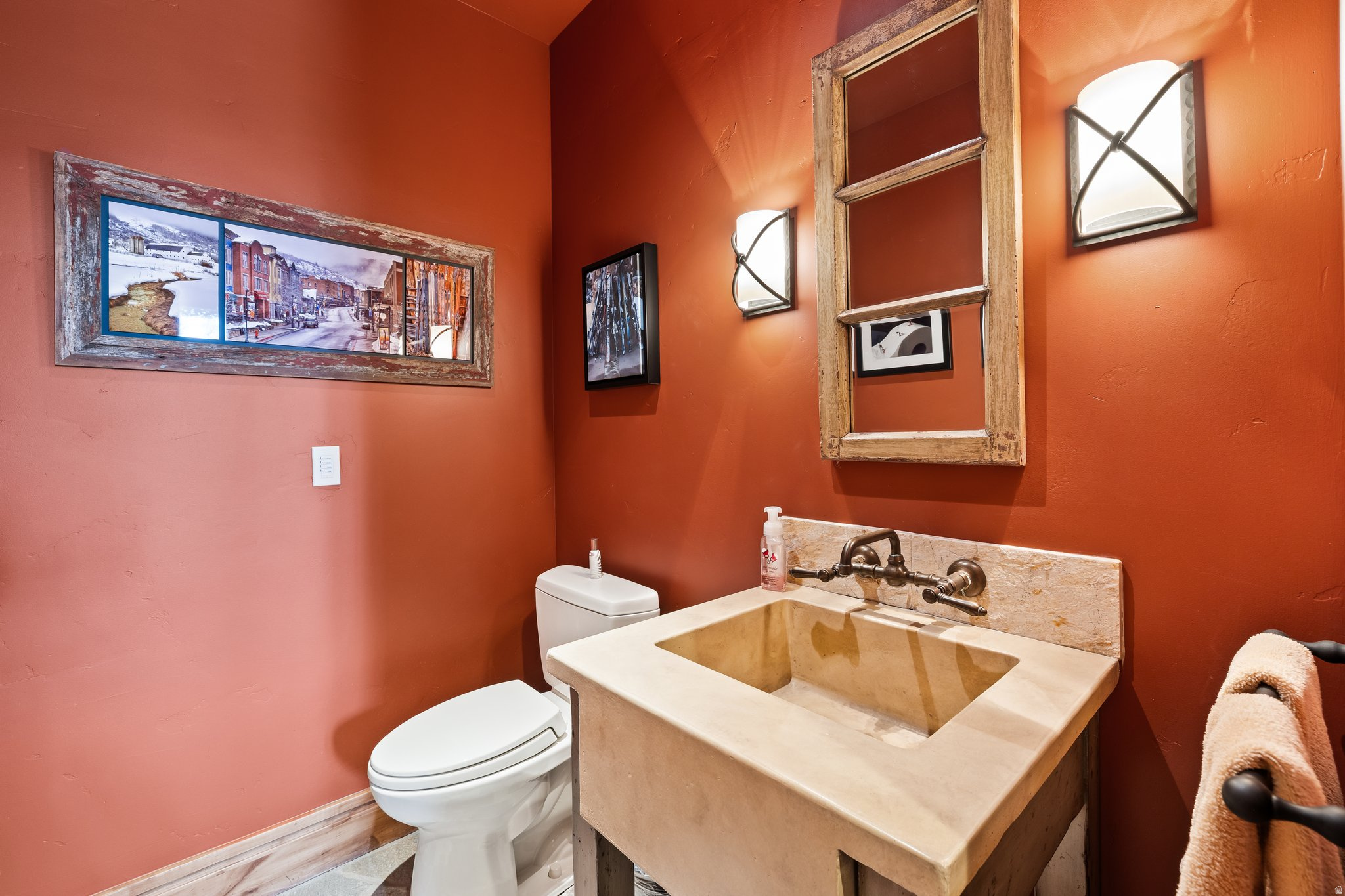 35 WHITE PINE CANYON RD