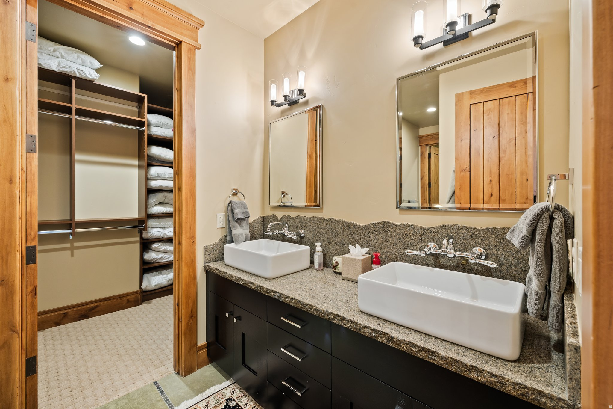 35 WHITE PINE CANYON RD