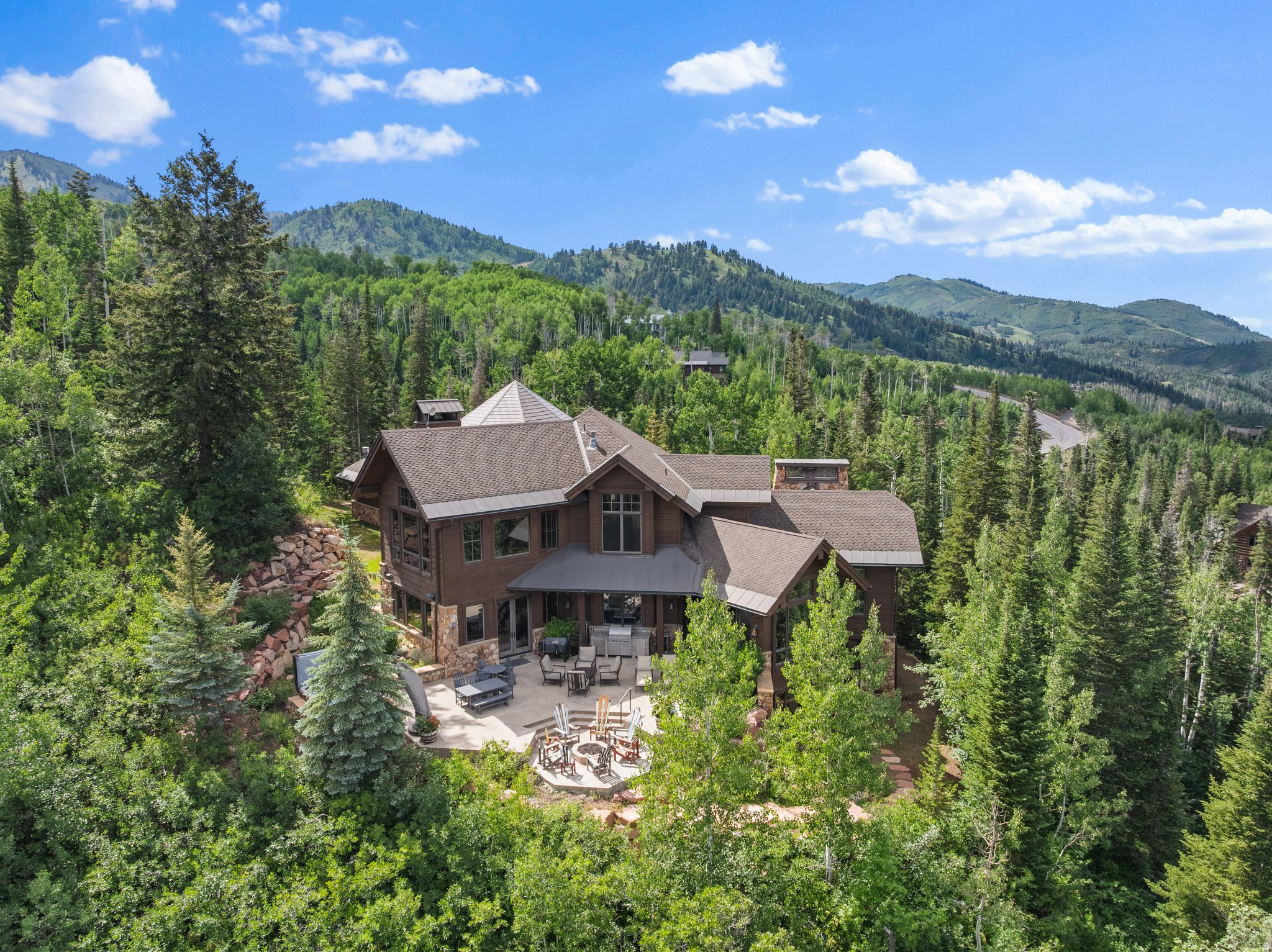 35 WHITE PINE CANYON RD