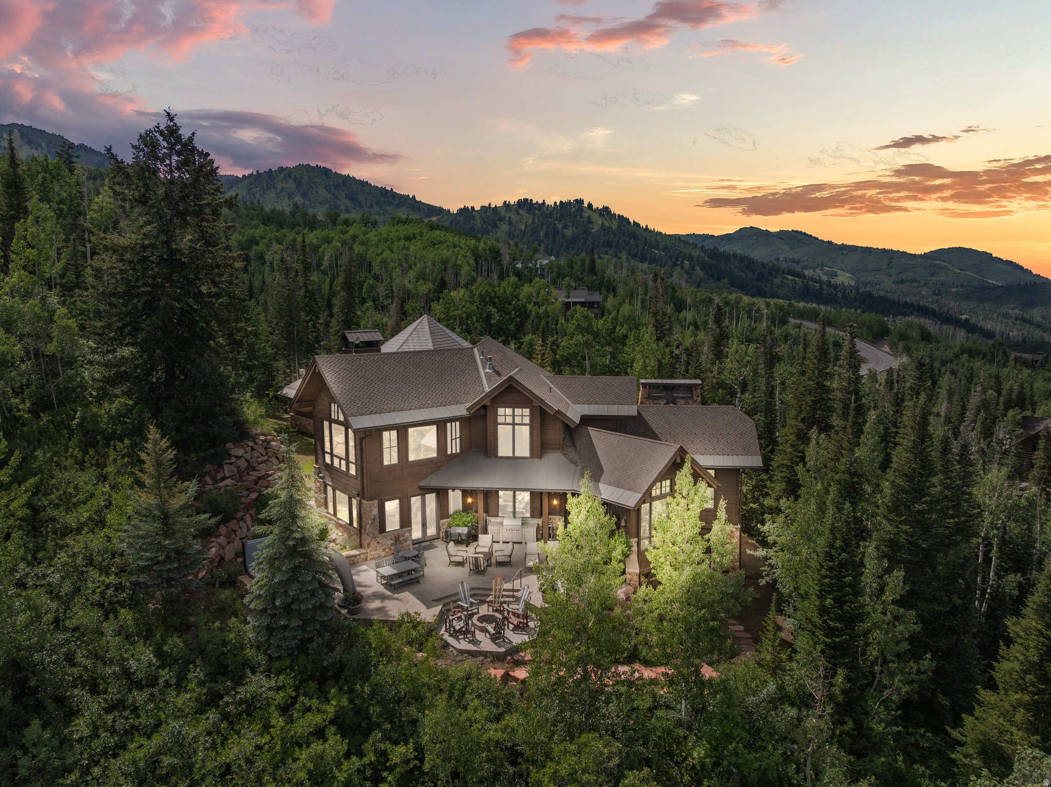 35 WHITE PINE CANYON RD