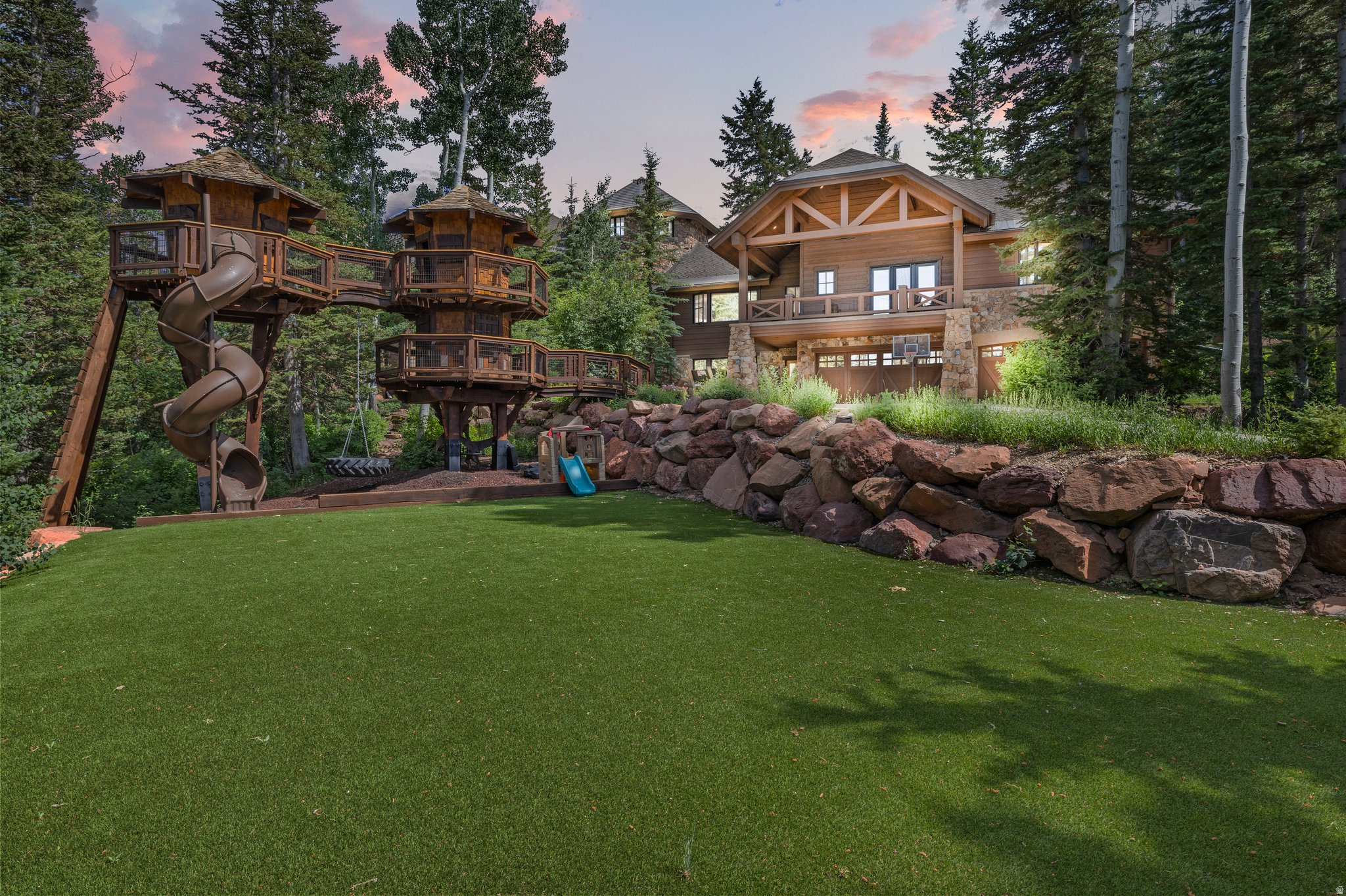 35 WHITE PINE CANYON RD