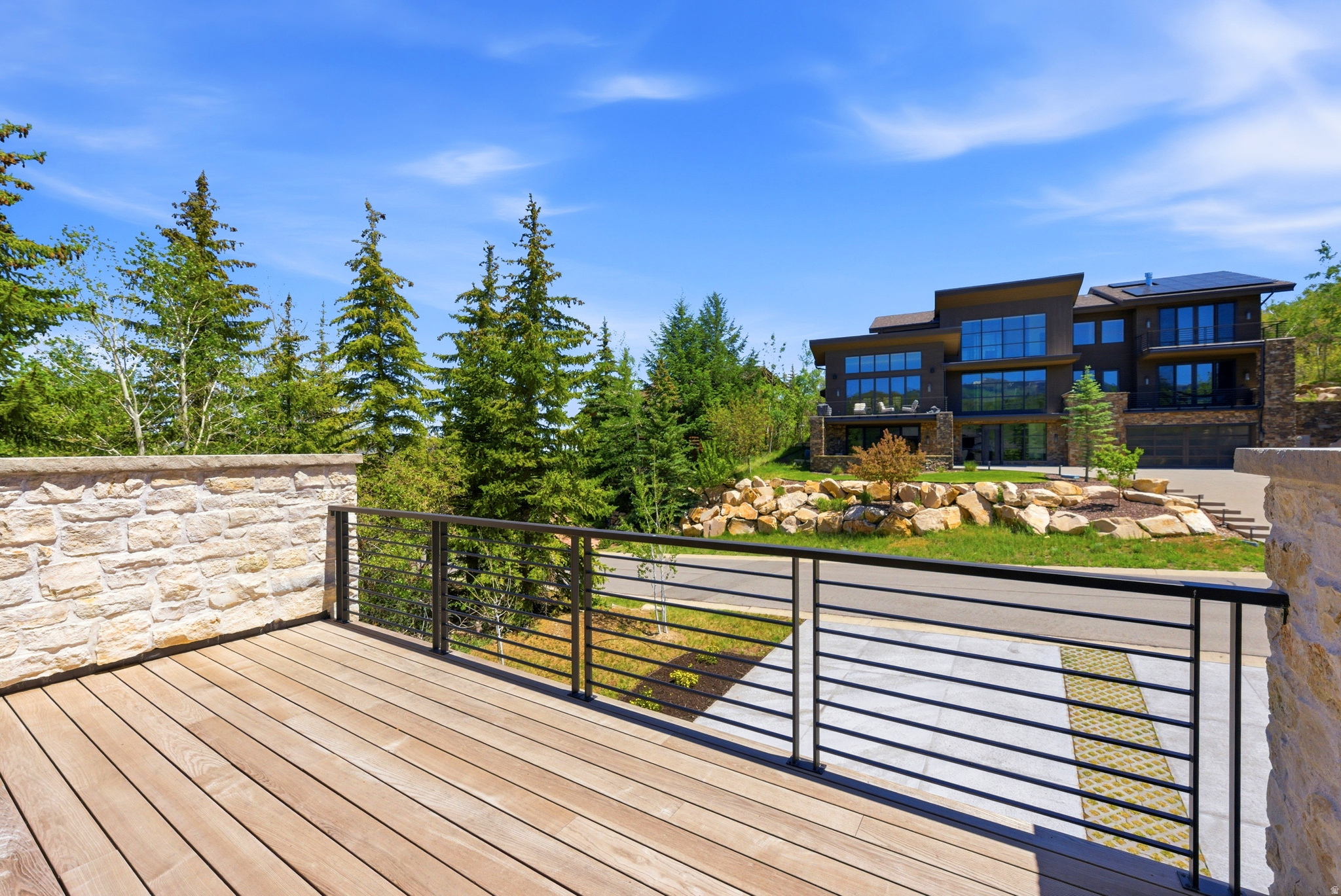 3506 OAK WOOD DR