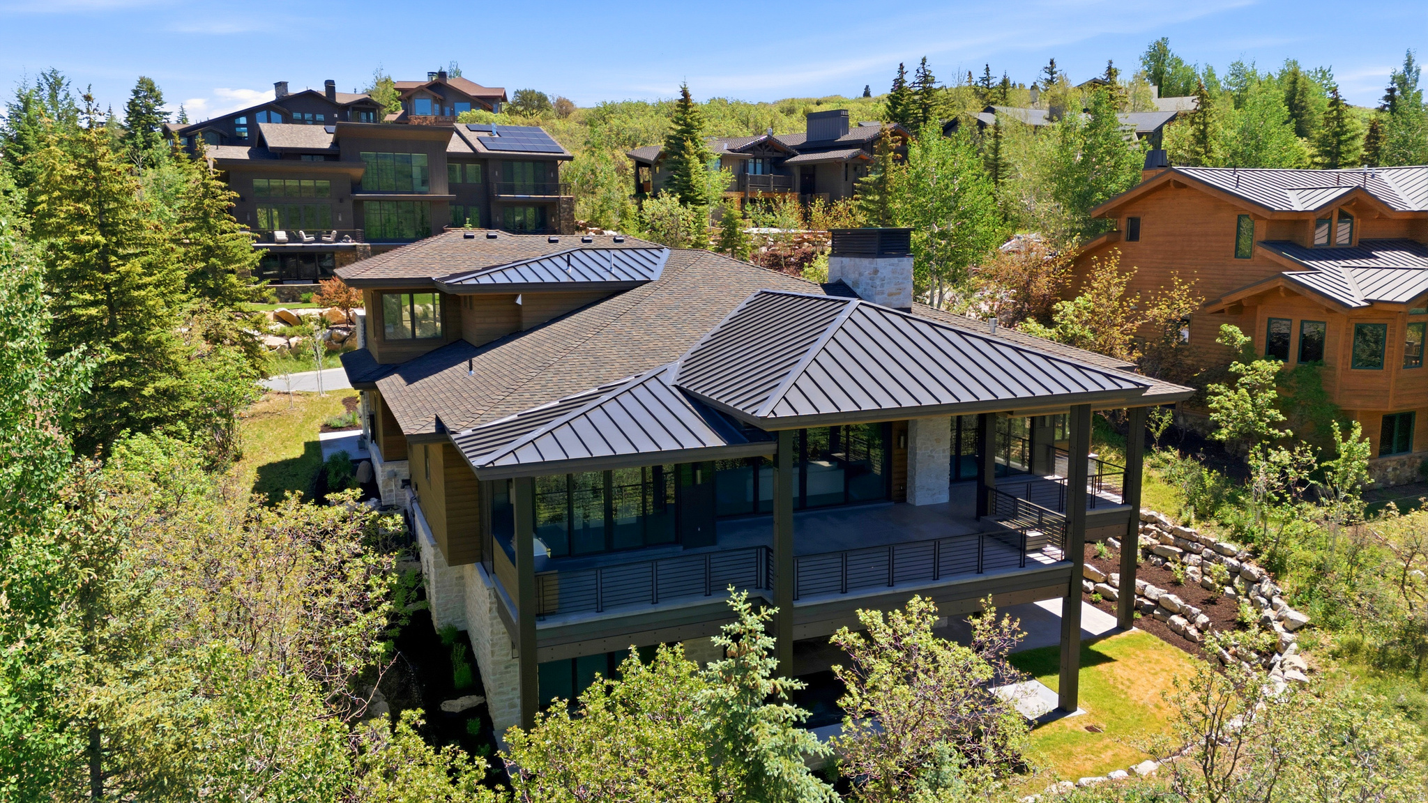 3506 OAK WOOD DR