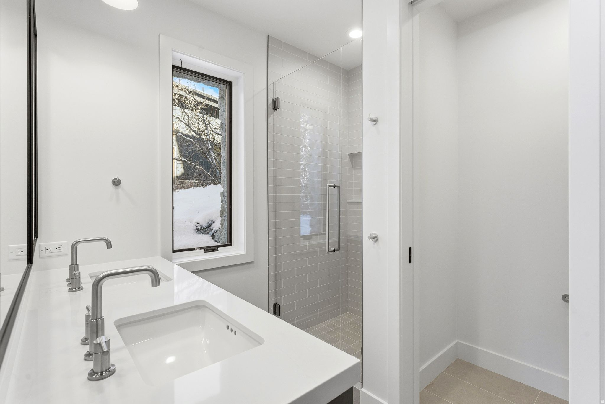 3506 OAK WOOD DR