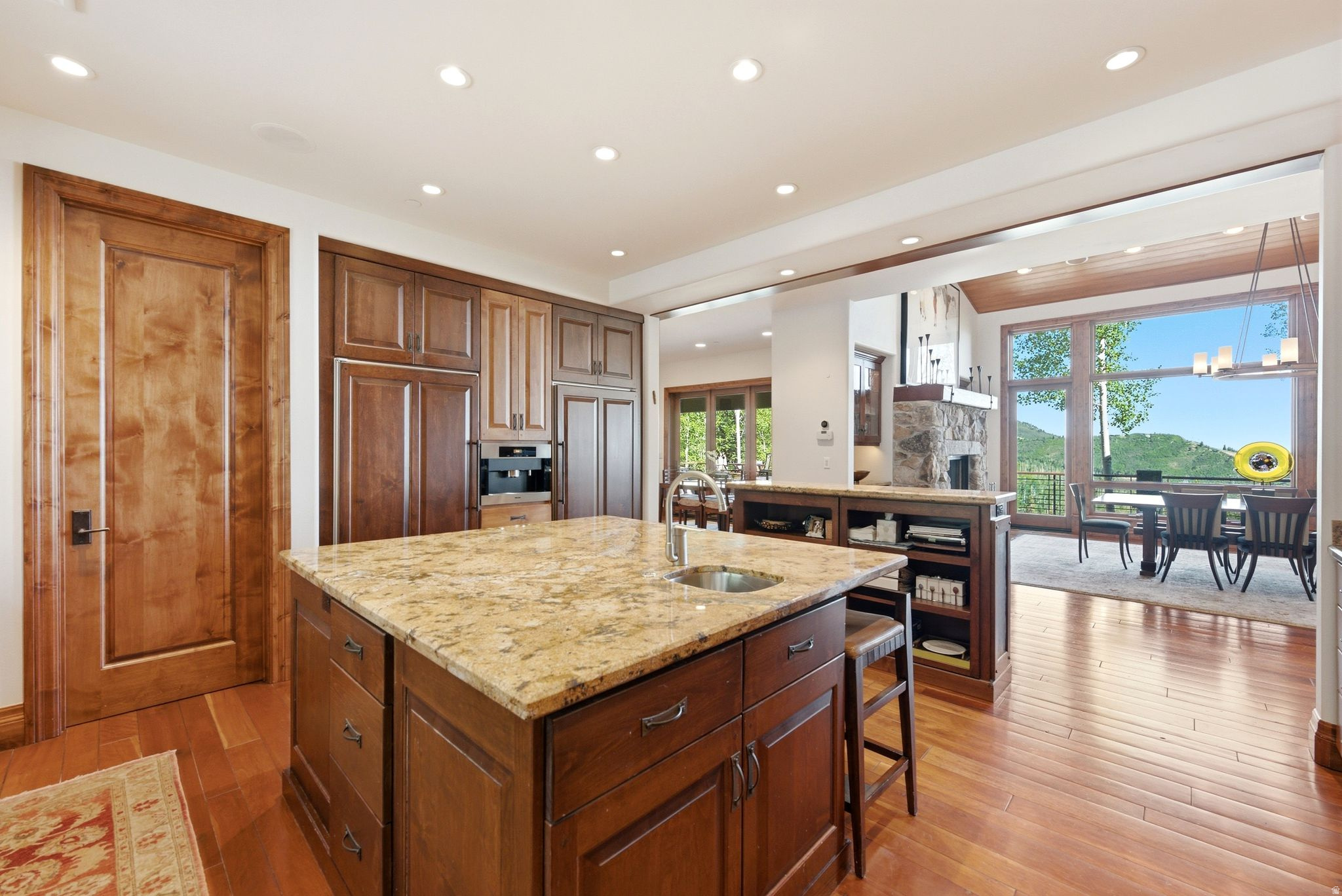 39 WHITE PINE CANYON RD