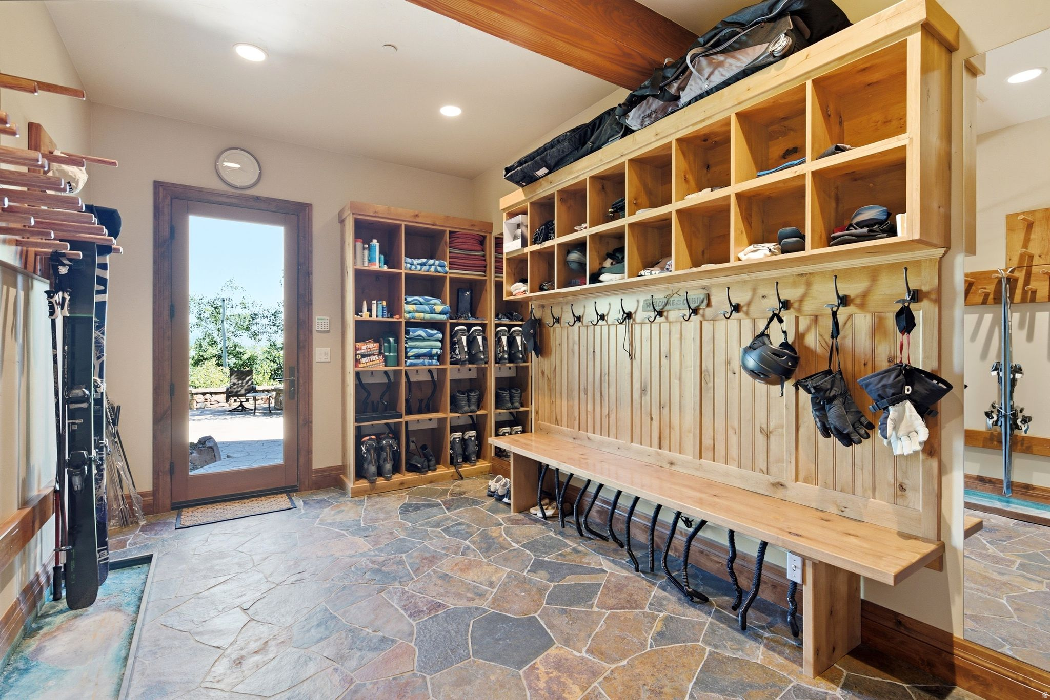 39 WHITE PINE CANYON RD