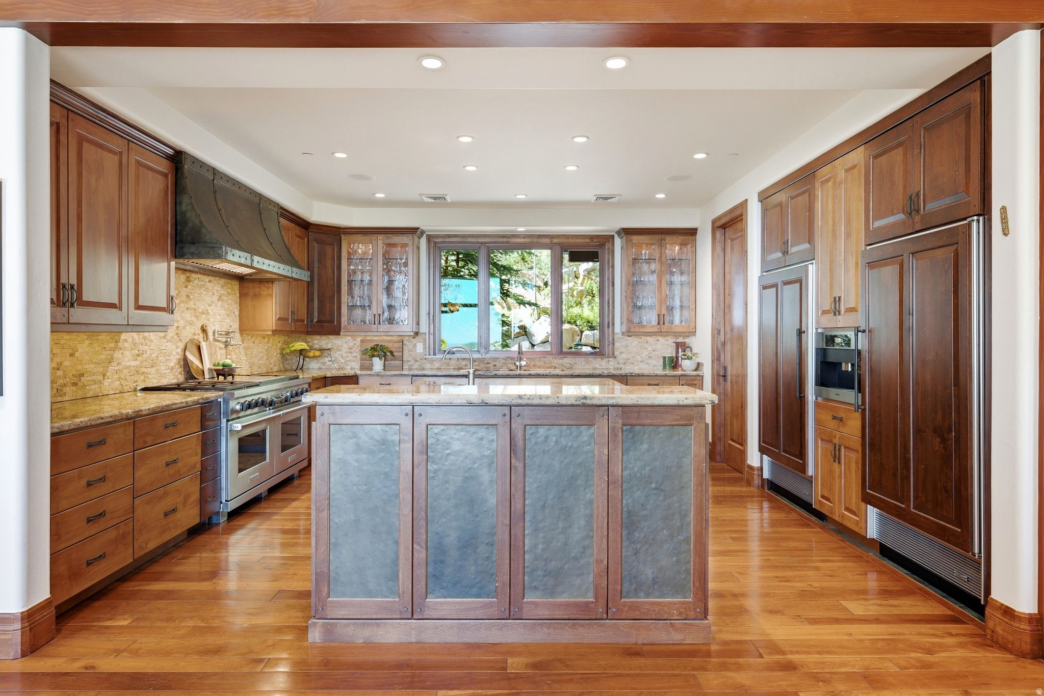 39 WHITE PINE CANYON RD