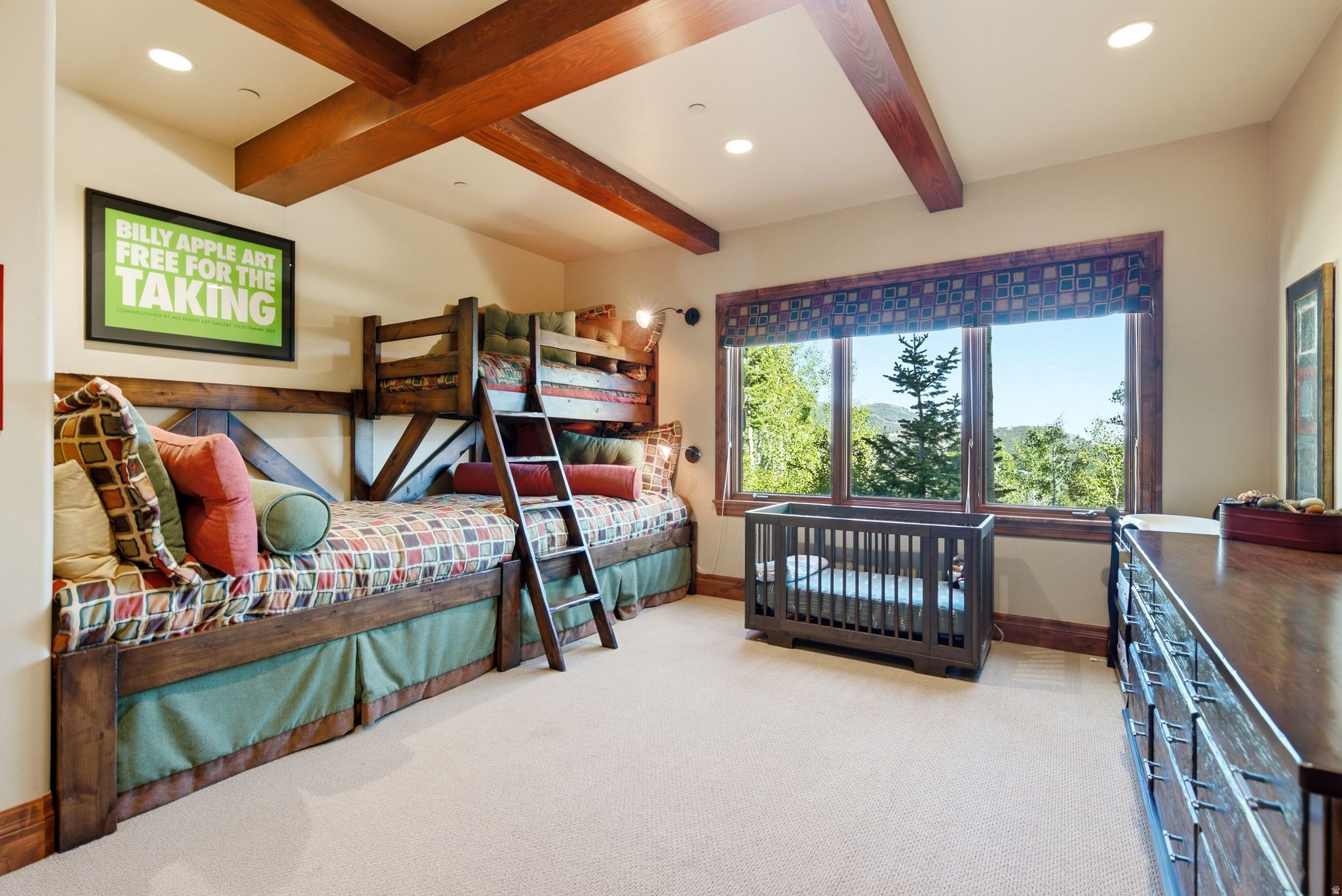 39 WHITE PINE CANYON RD