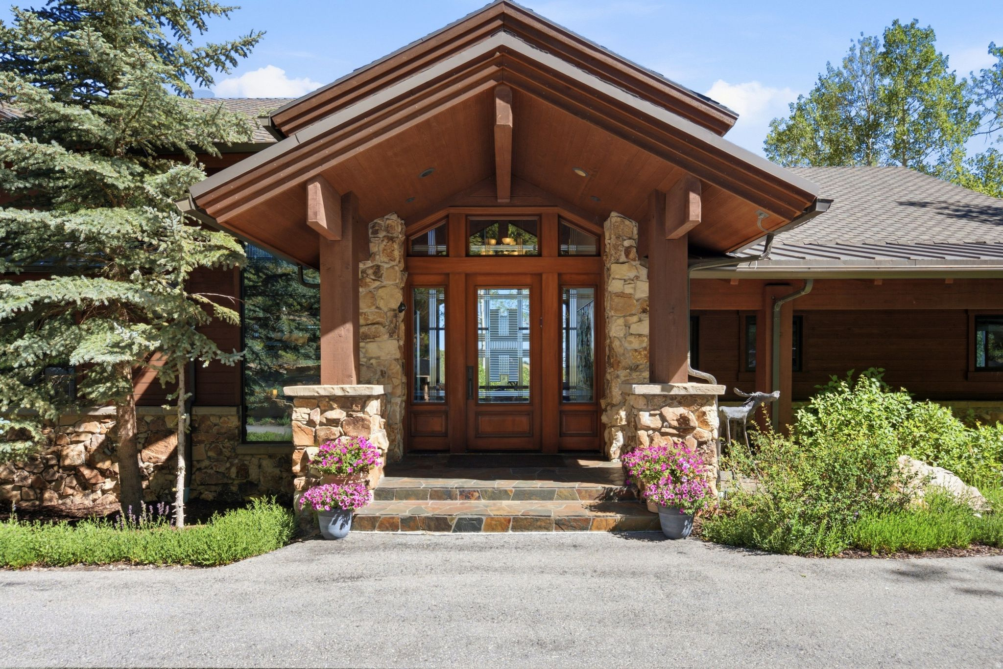 39 WHITE PINE CANYON RD