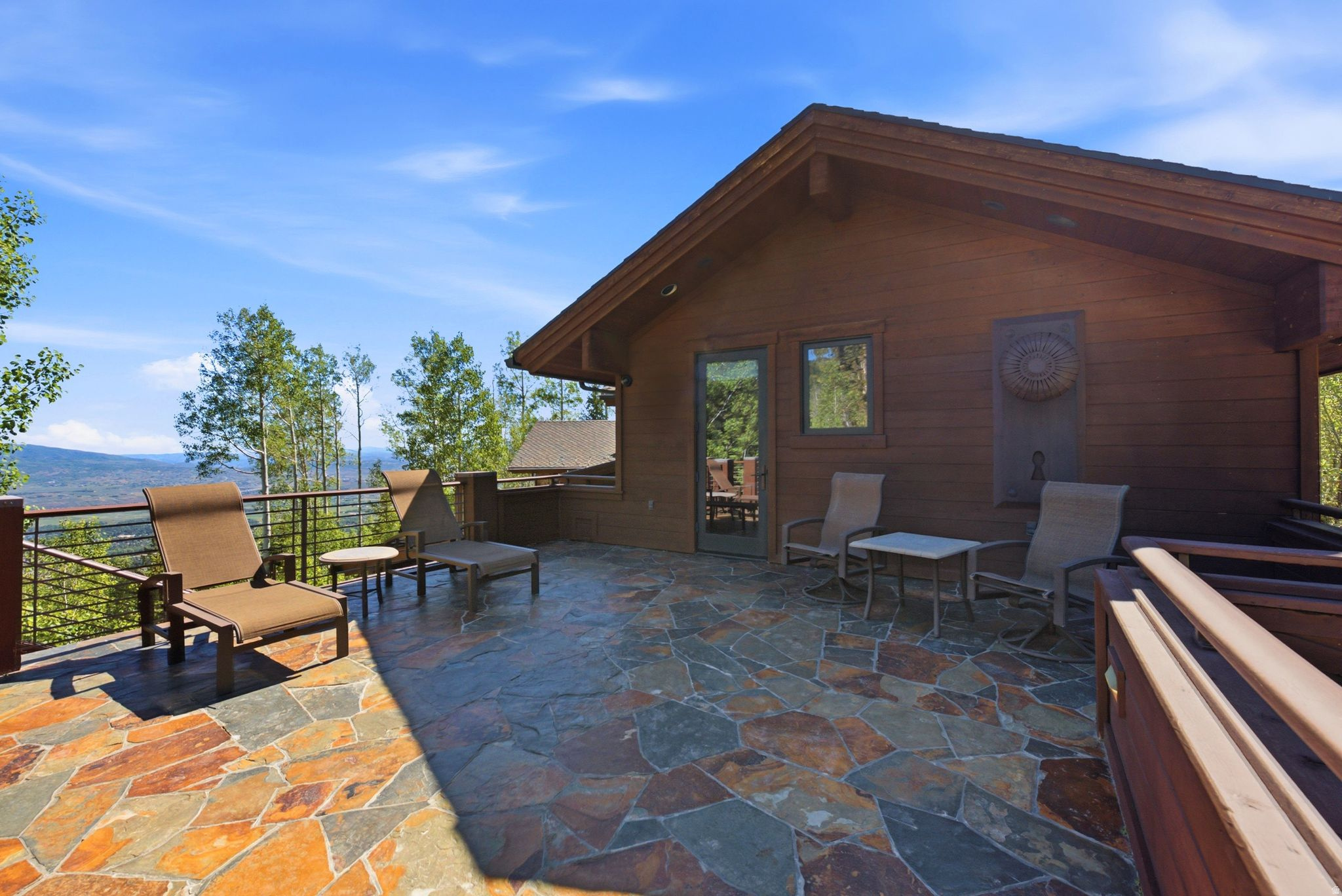 39 WHITE PINE CANYON RD
