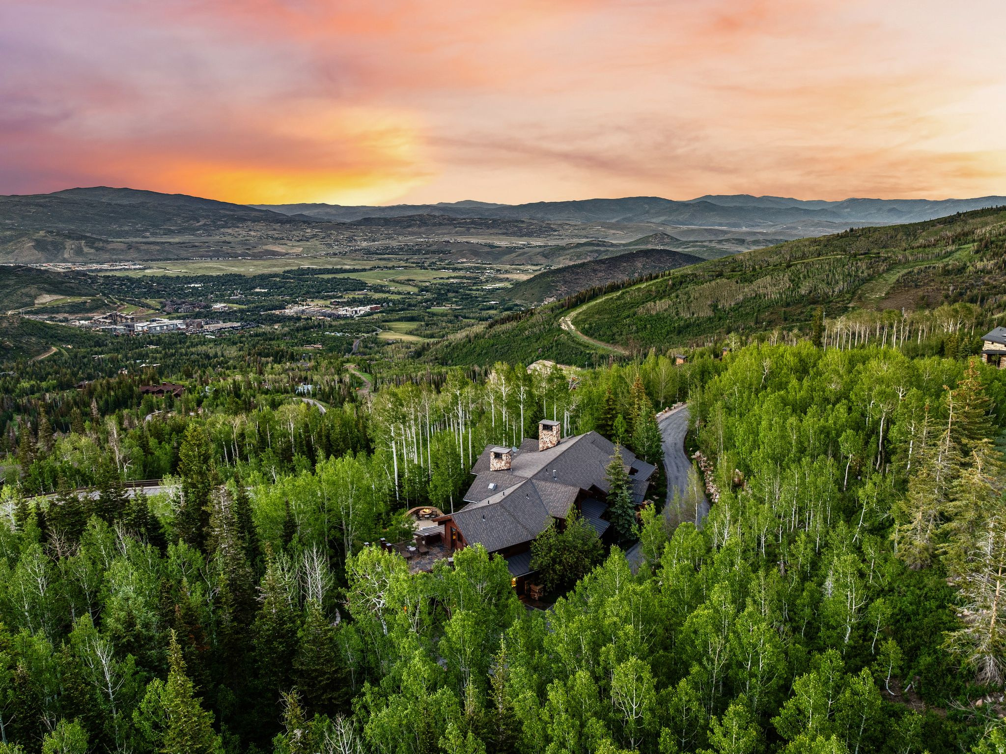 39 WHITE PINE CANYON RD
