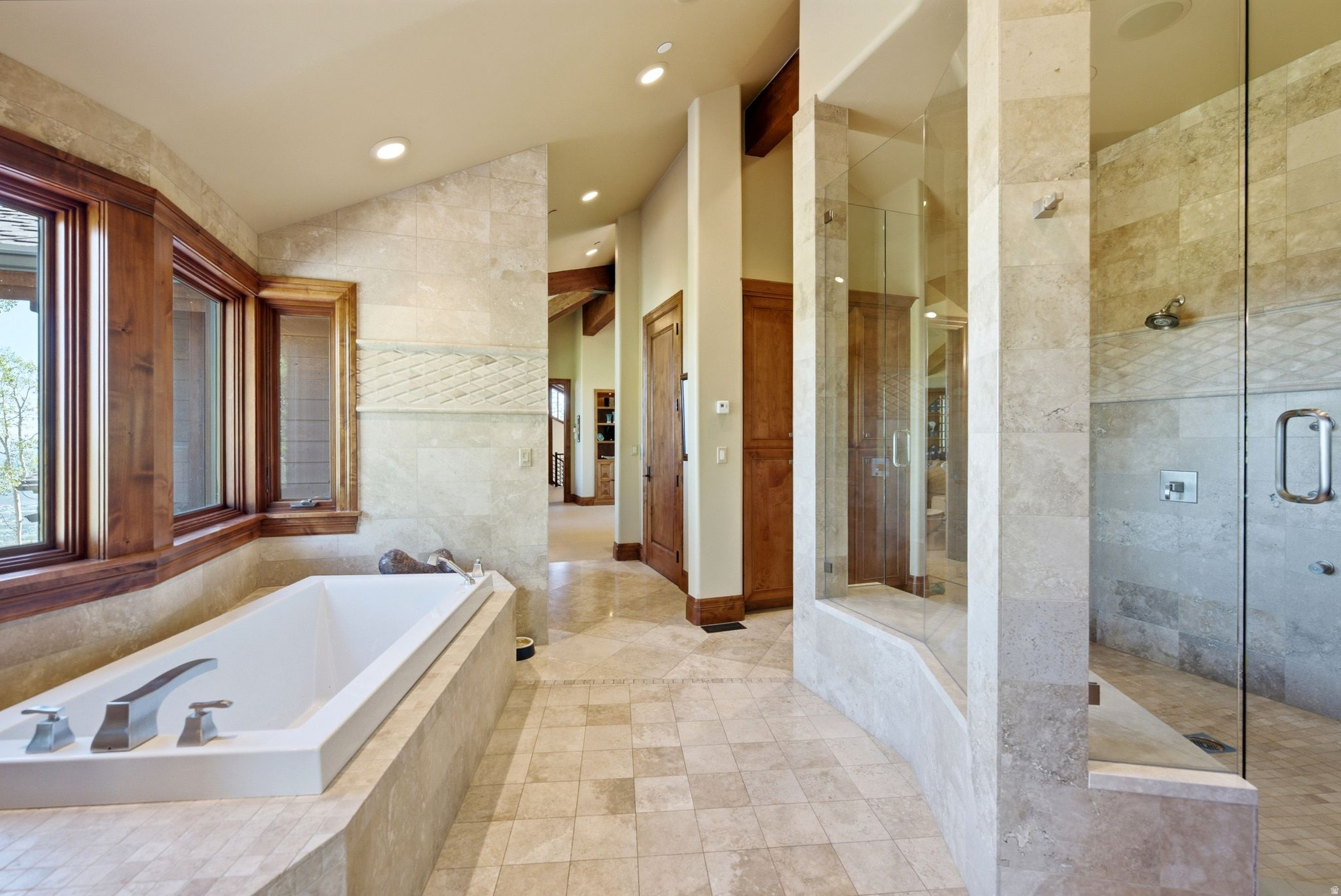 39 WHITE PINE CANYON RD